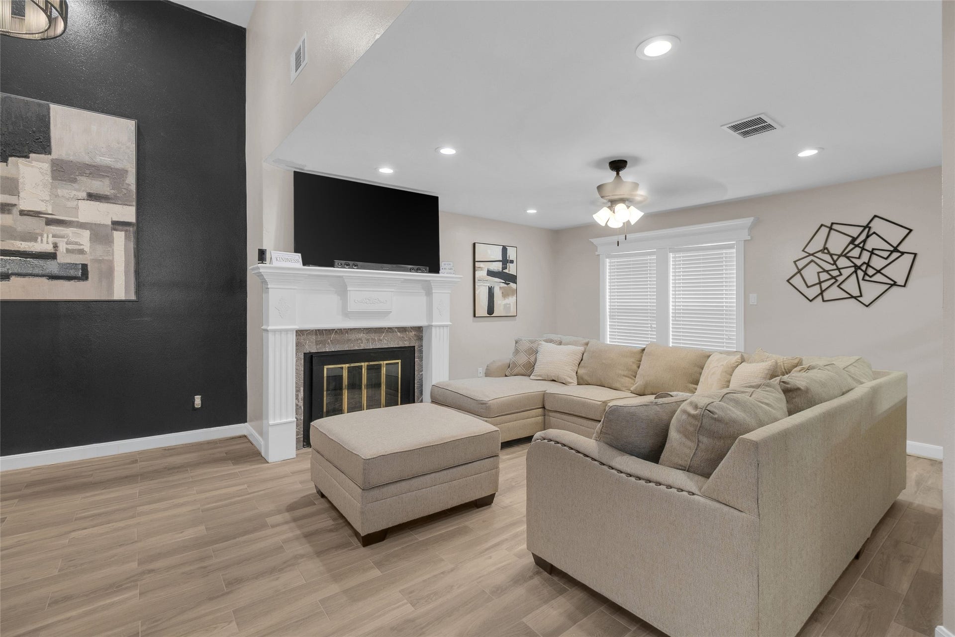 1217 Ivy Avenue, Deer Park, TX 77536 1217 Ivy Avenue, Deer Park, TX 77536