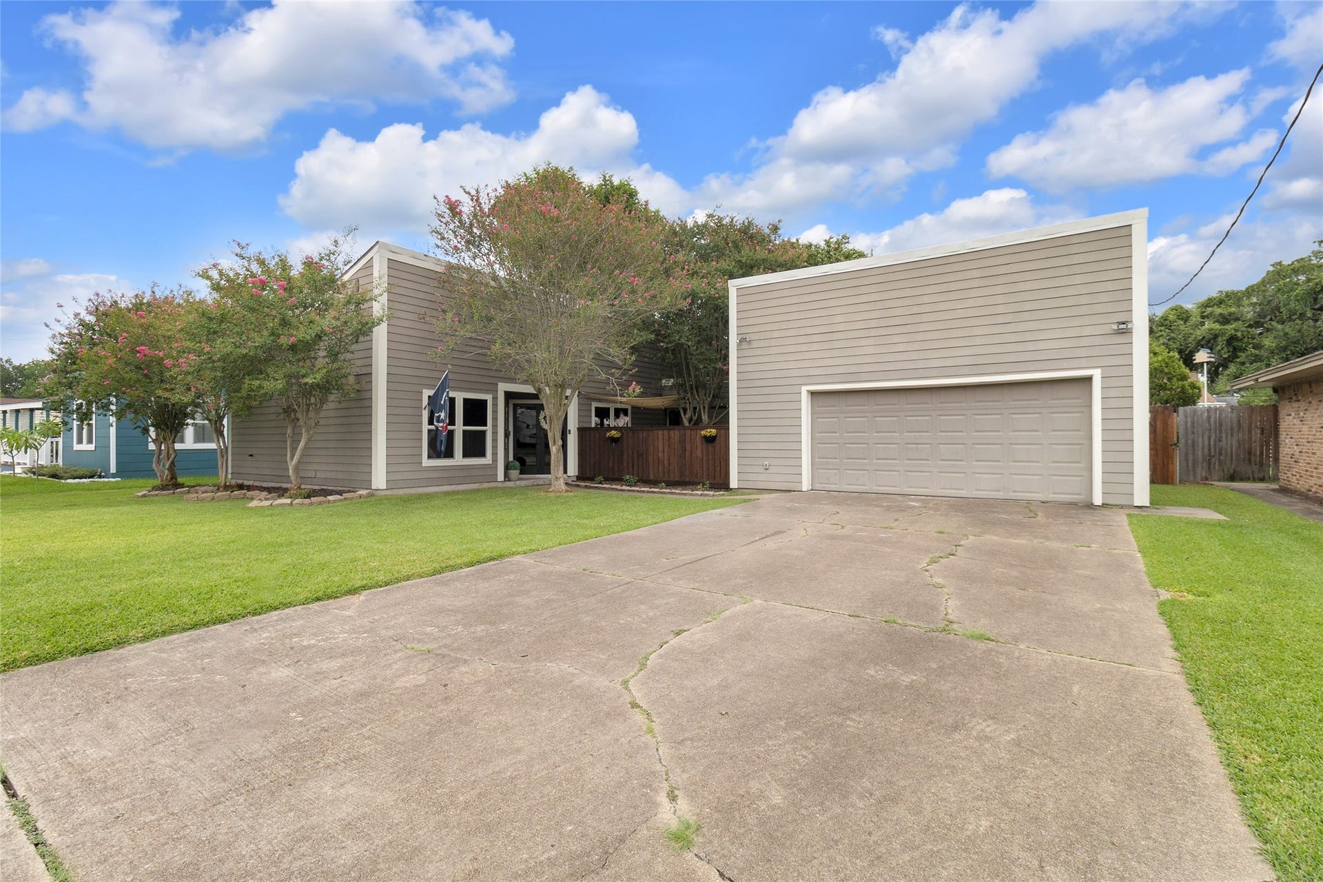 1217 Ivy Avenue, Deer Park, TX 77536 1217 Ivy Avenue, Deer Park, TX 77536