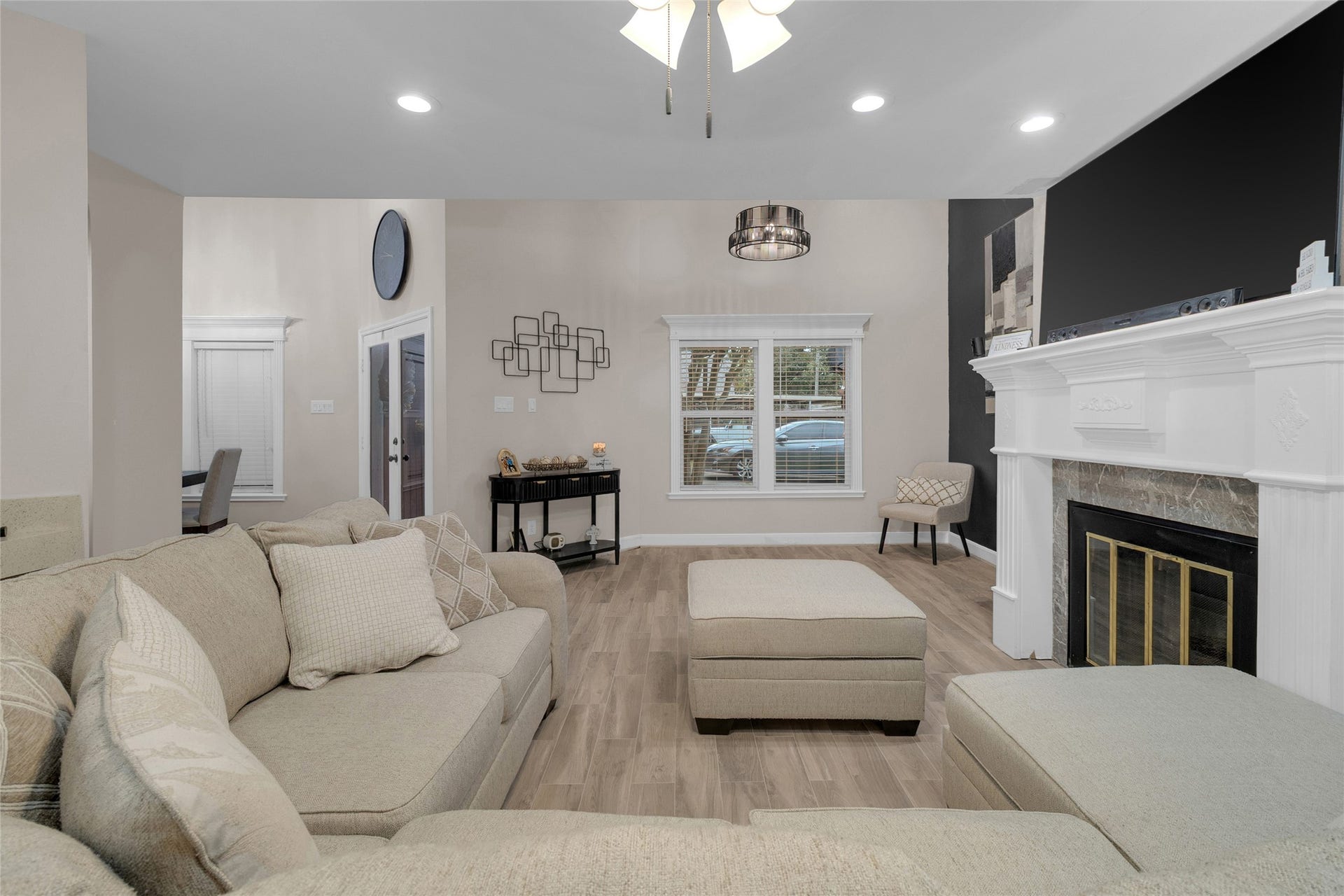 1217 Ivy Avenue, Deer Park, TX 77536 1217 Ivy Avenue, Deer Park, TX 77536