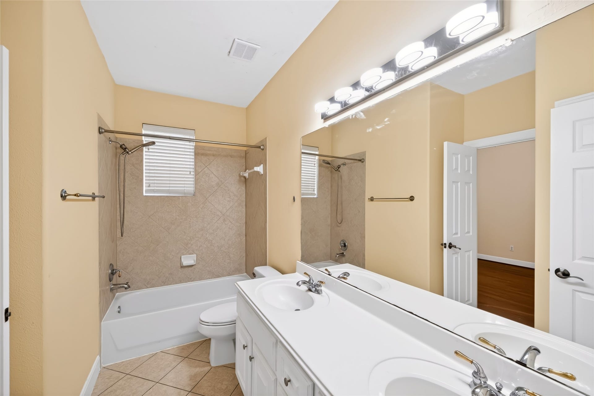 12111 Via Porta Rosa, Cypress, TX 77429 12111 Via Porta Rosa, Cypress, TX 77429