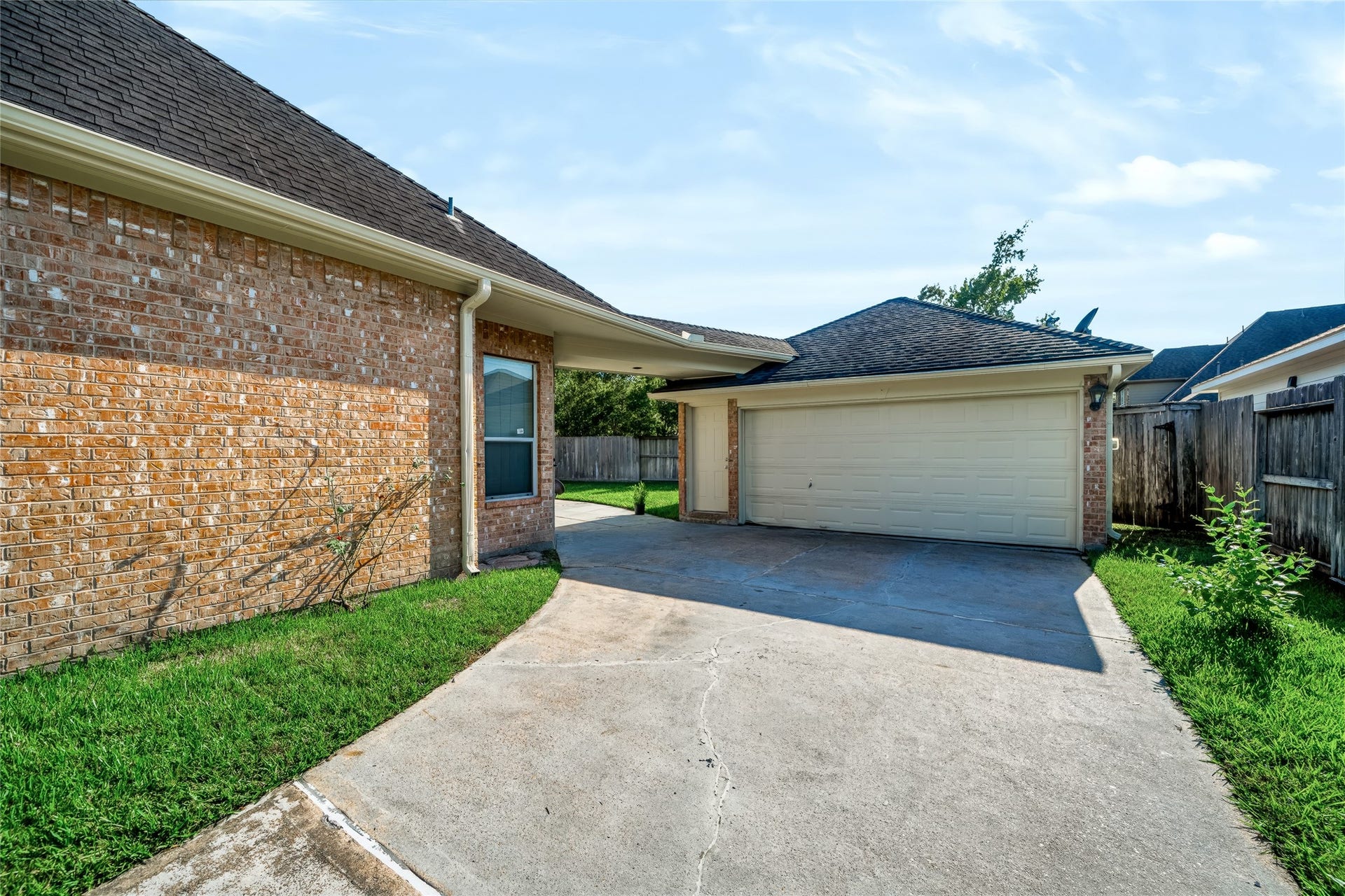 12111 Via Porta Rosa, Cypress, TX 77429 12111 Via Porta Rosa, Cypress, TX 77429