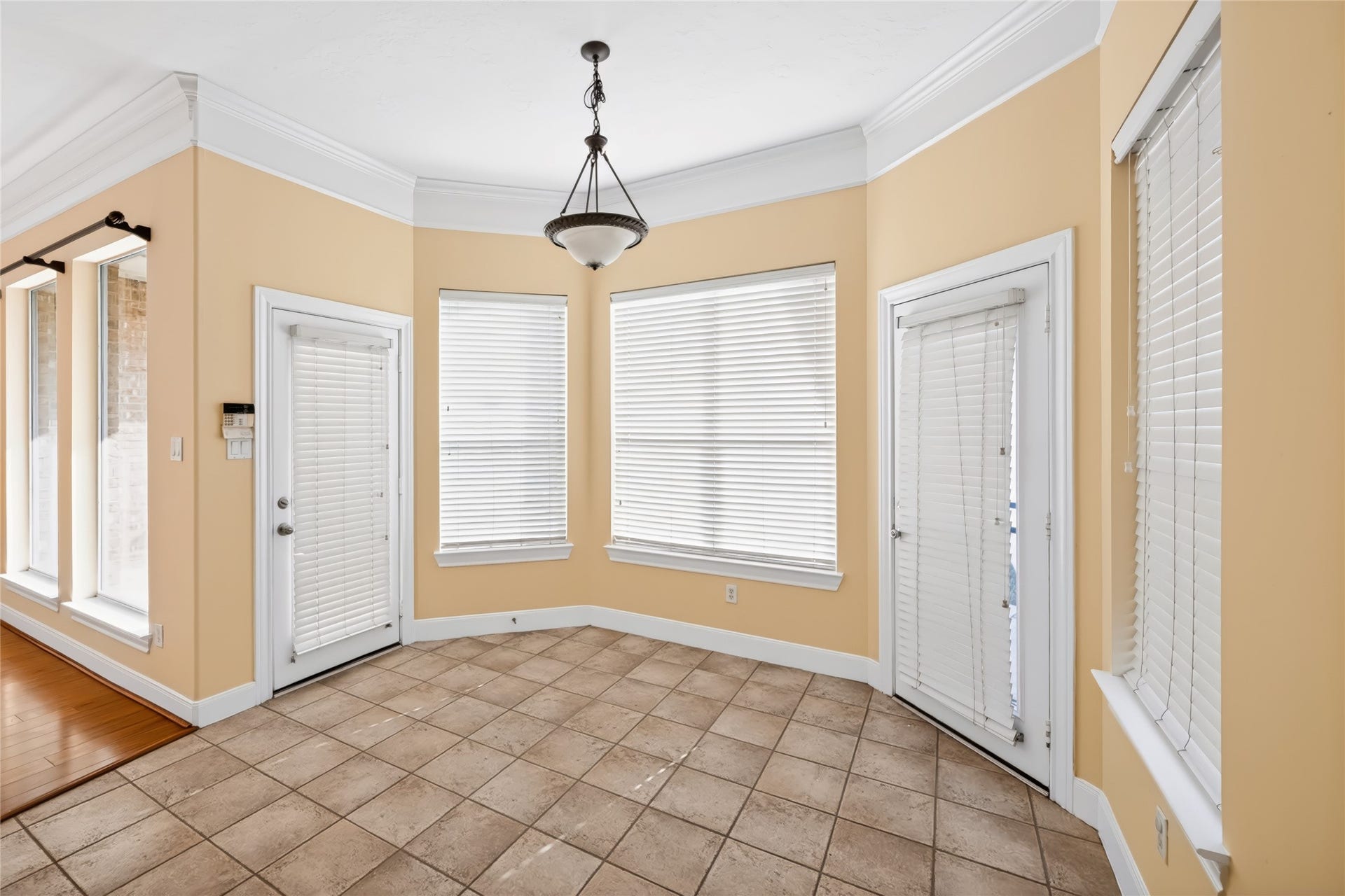 12111 Via Porta Rosa, Cypress, TX 77429 12111 Via Porta Rosa, Cypress, TX 77429