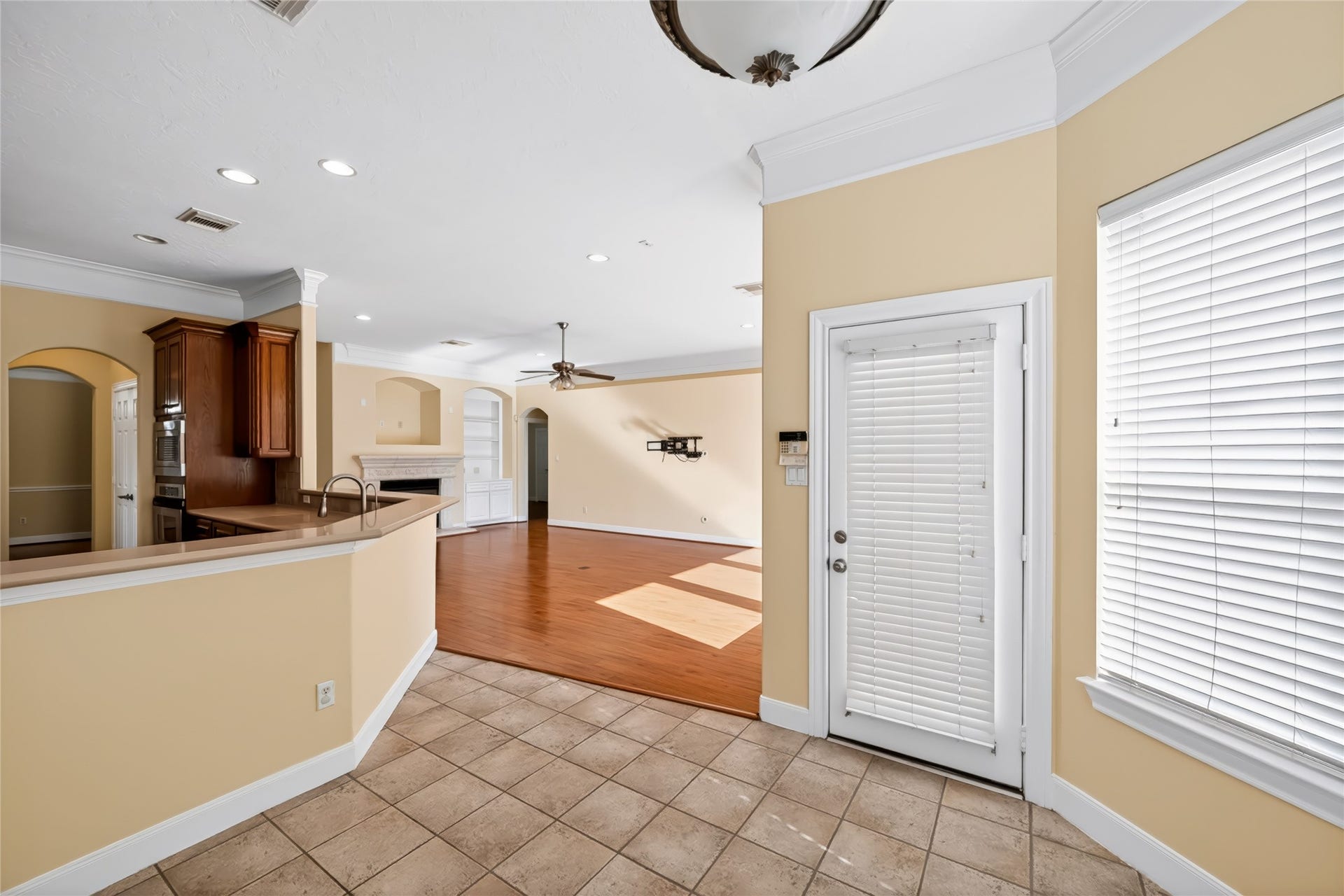12111 Via Porta Rosa, Cypress, TX 77429 12111 Via Porta Rosa, Cypress, TX 77429