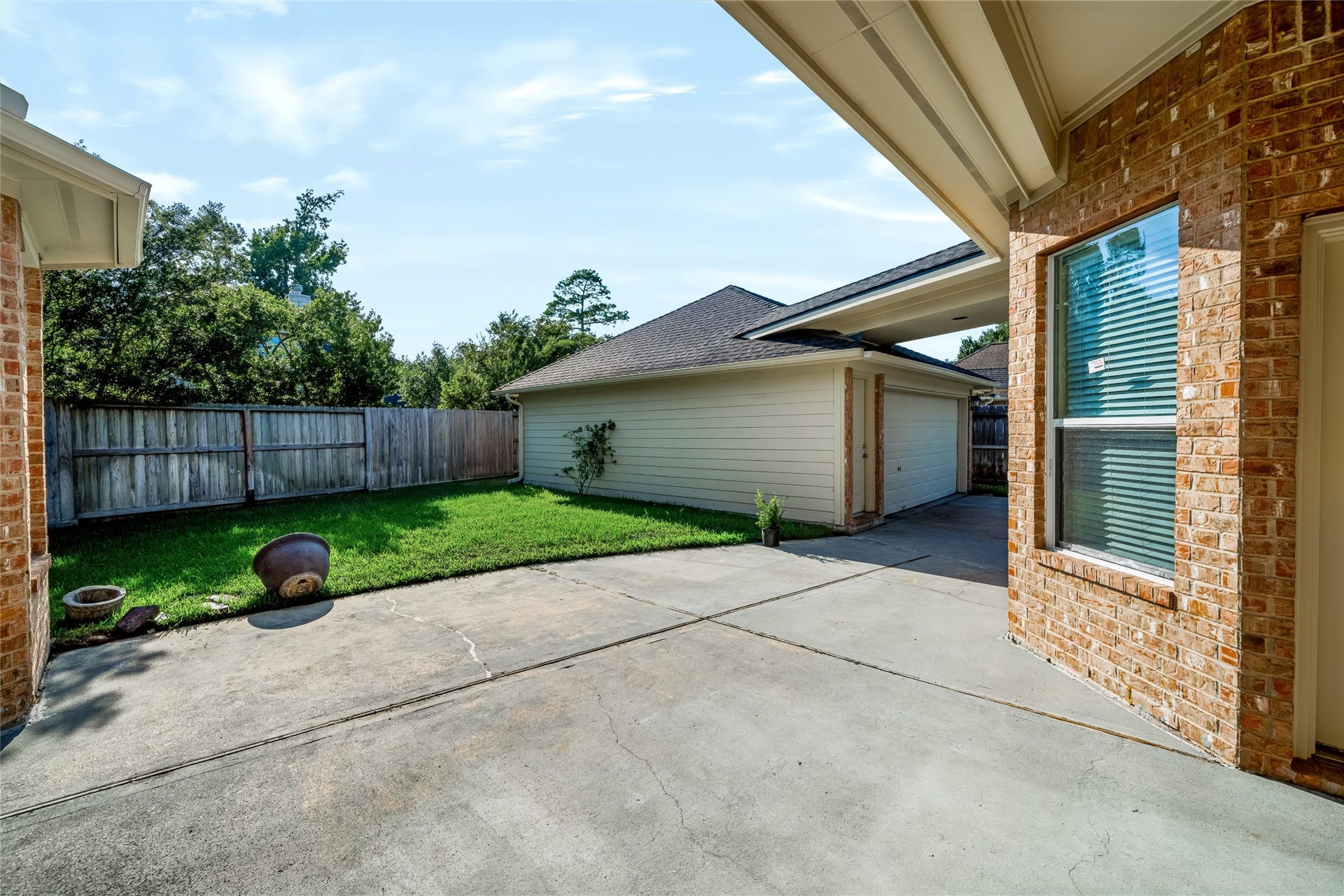 12111 Via Porta Rosa, Cypress, TX 77429 12111 Via Porta Rosa, Cypress, TX 77429