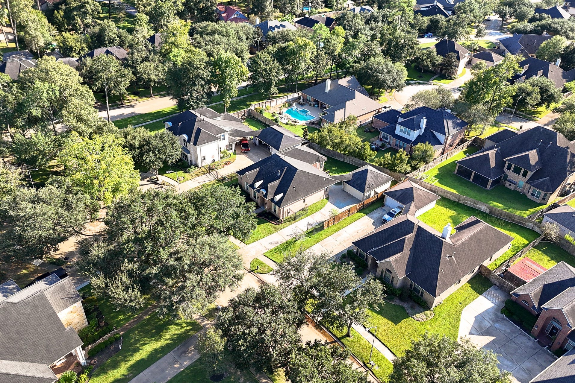 12111 Via Porta Rosa, Cypress, TX 77429 12111 Via Porta Rosa, Cypress, TX 77429