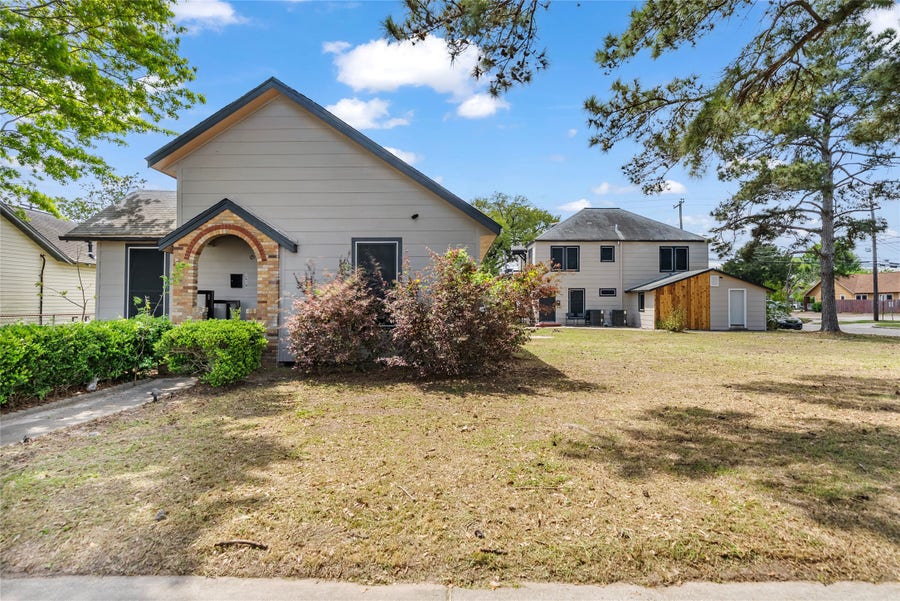 Property photo for 2629 W Main Street, #1BD, Baytown, TX
