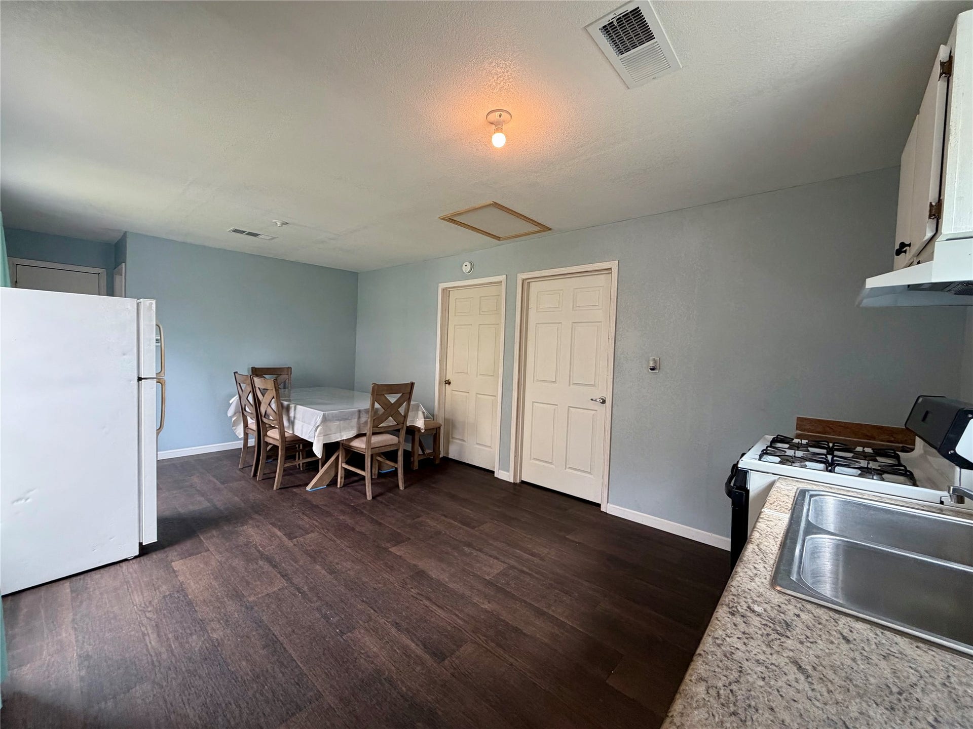 4731 Colony Lane, Rosharon, TX 77583