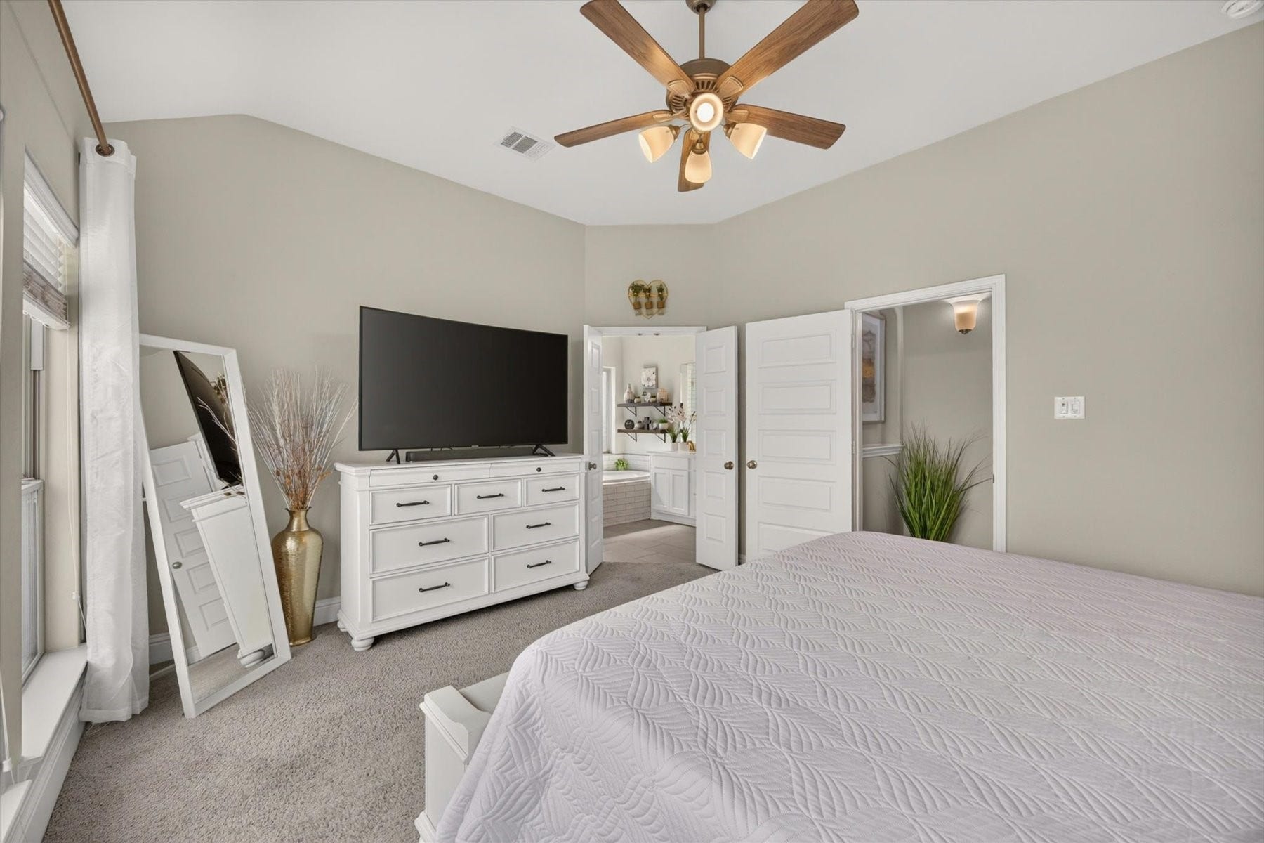 23026 Needlegrass Road, Katy, TX 77493 Spacious primary bedroom with neutral tones.
