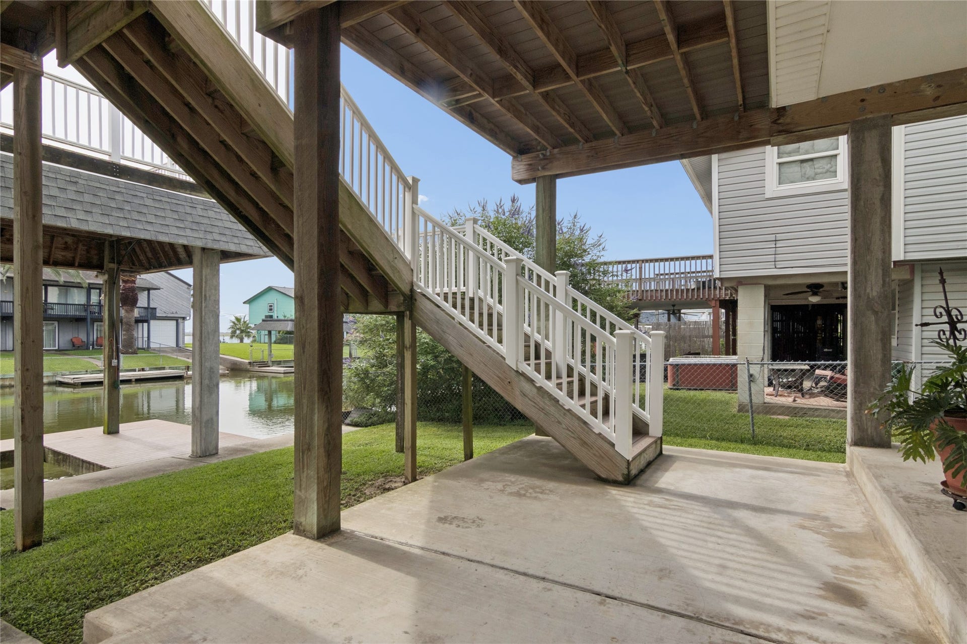 10 N Flamingo Street, La Marque, TX 77568
