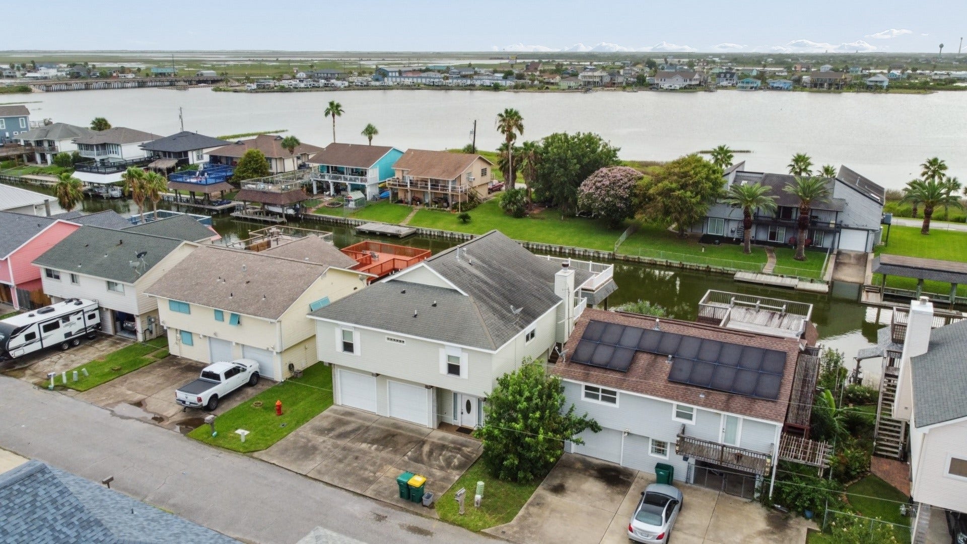 10 N Flamingo Street, La Marque, TX 77568