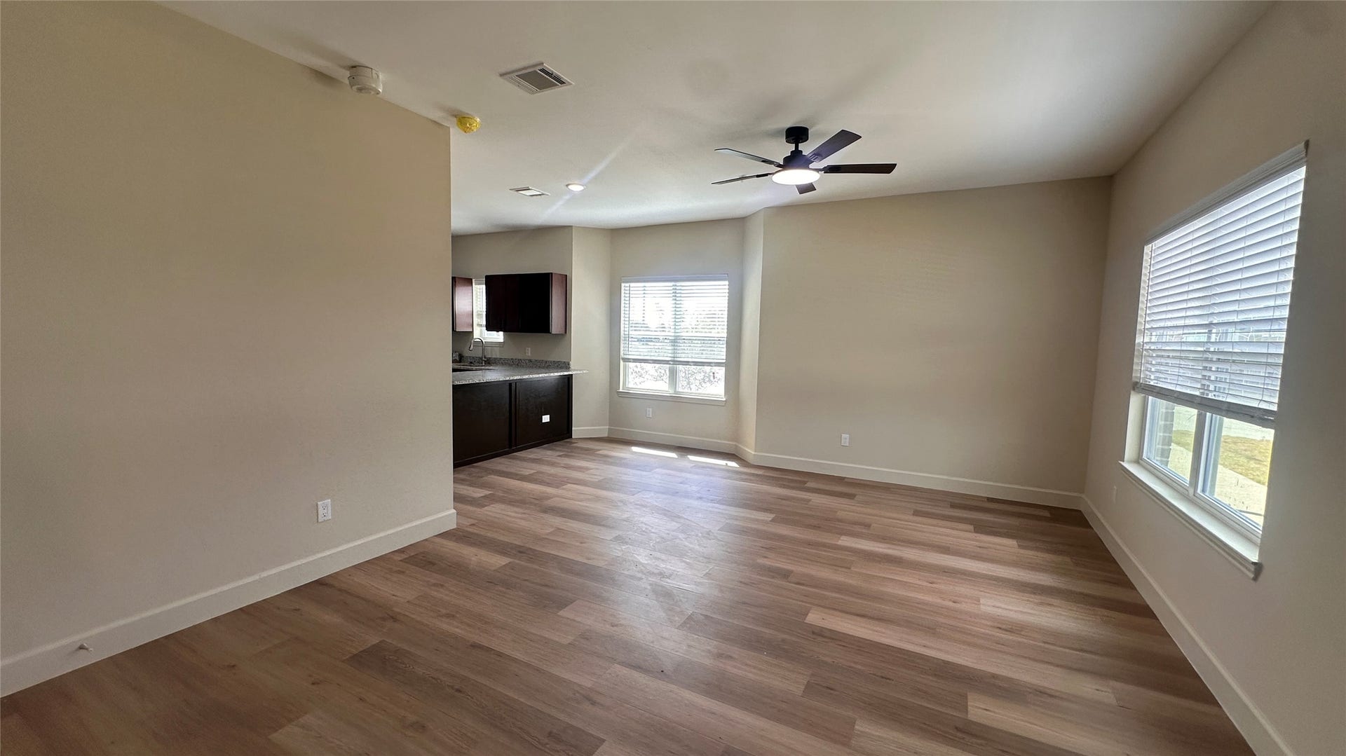 500 Legacy, #501, Alvin, TX 77511 500 Legacy, #501, Alvin, TX 77511