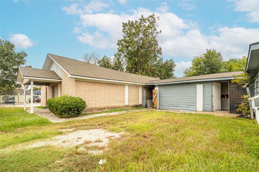 Property photo for 9535 Sweetwater Lane, Houston, TX