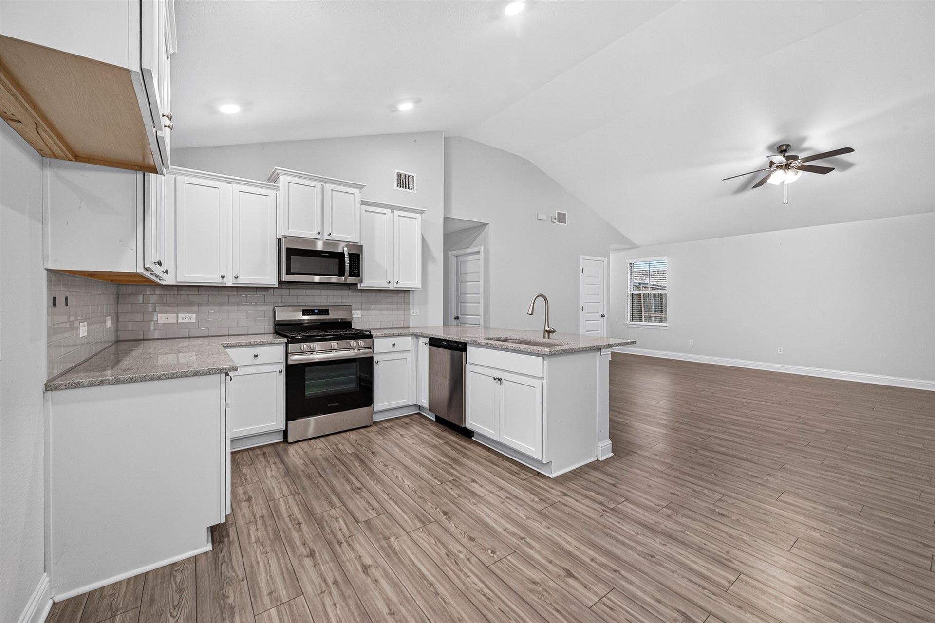 413 Aurora Creek Lane, Katy, TX 77493 413 Aurora Creek Lane, Katy, TX 77493