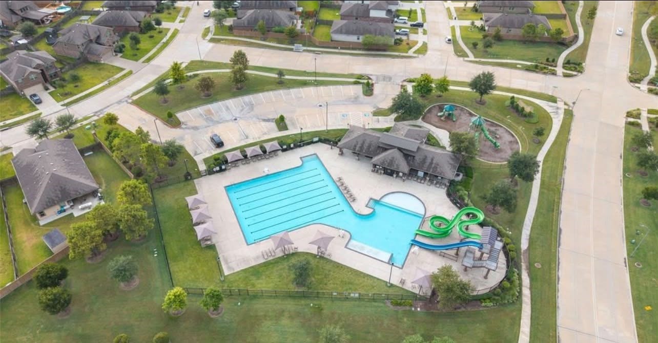19043 Denstone Cliff Way, Richmond, TX 77407
