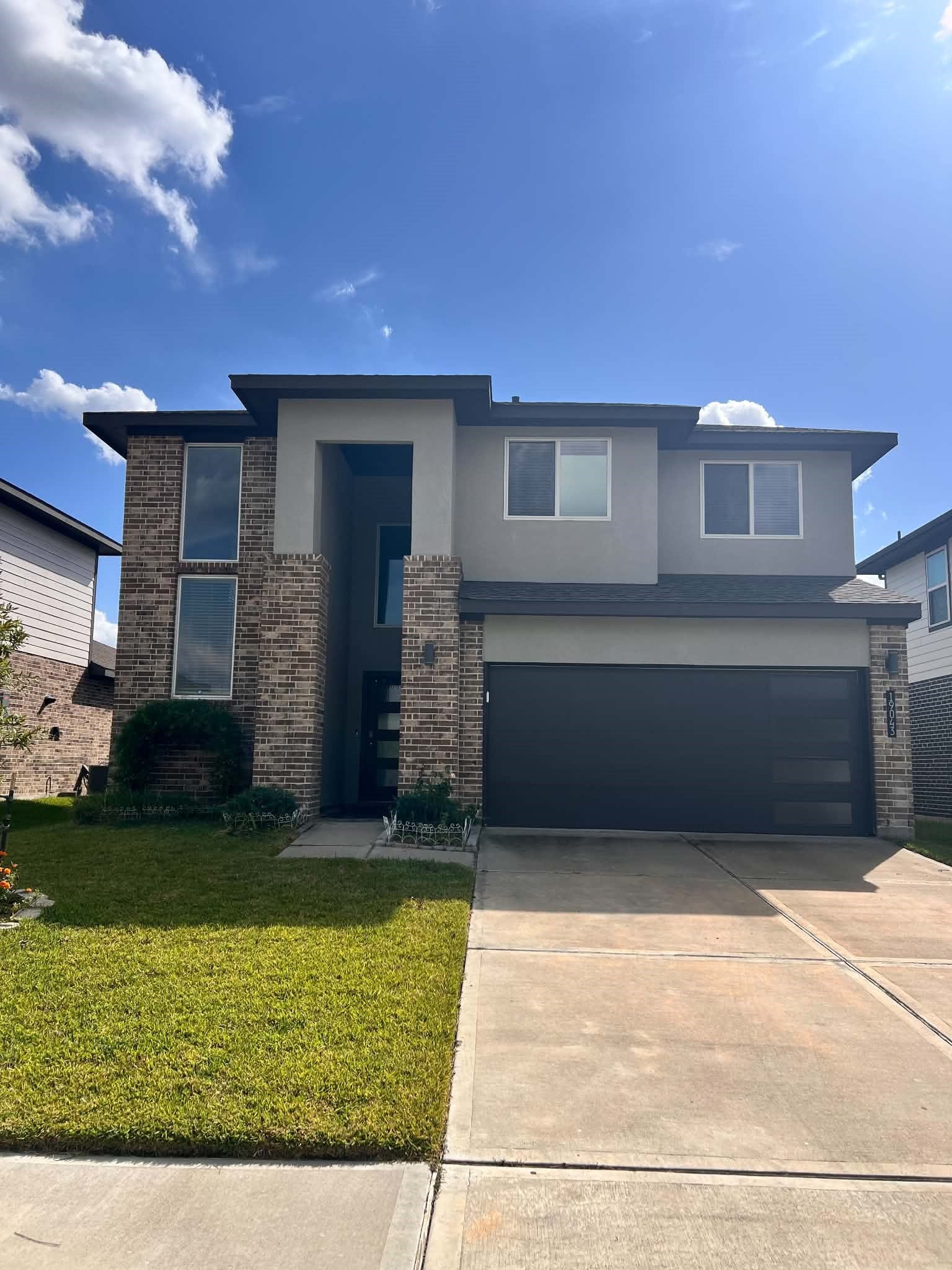 19043 Denstone Cliff Way, Richmond, TX 77407