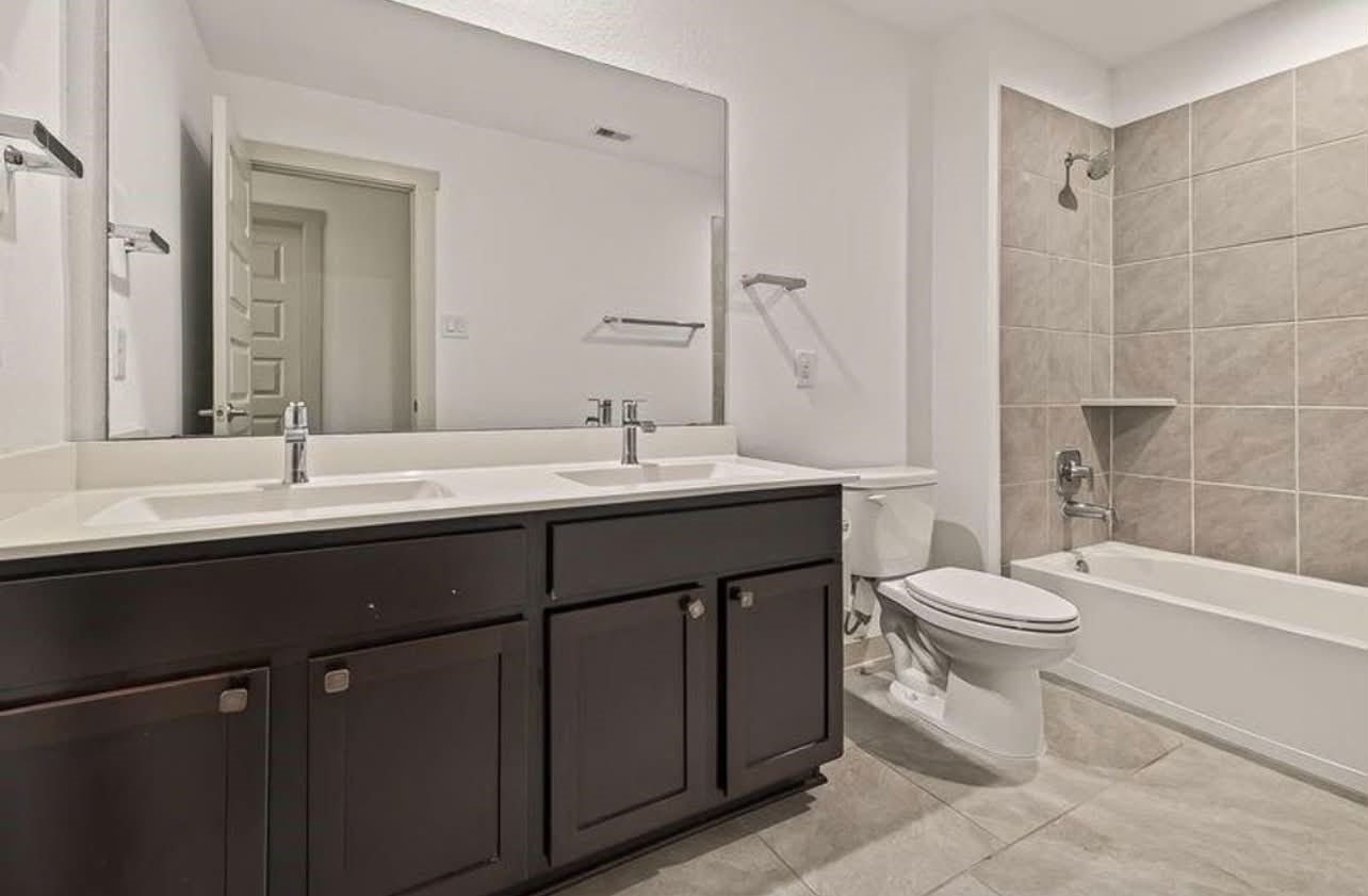 19043 Denstone Cliff Way, Richmond, TX 77407