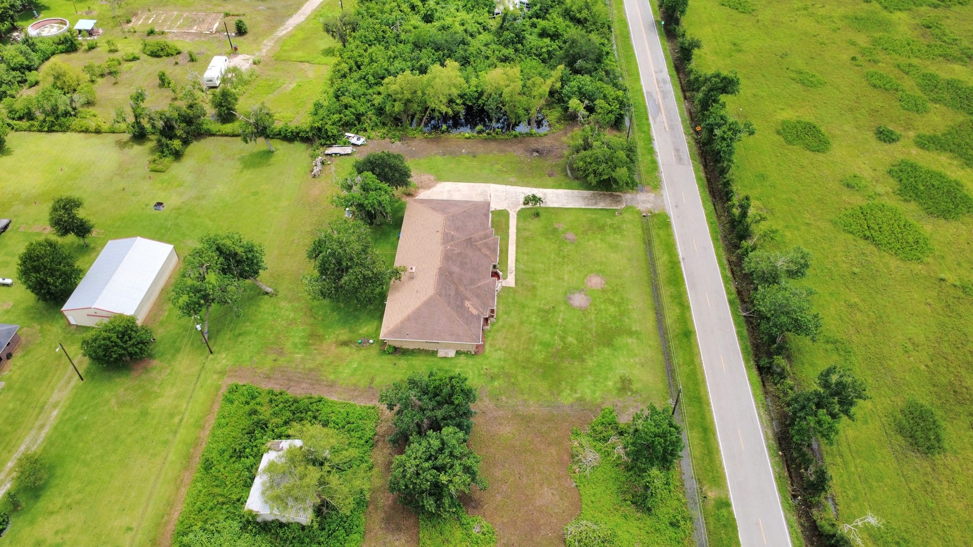 5241 County Road 819, Brazoria, TX 77422 This house is tucked away from busy streets, in a quiet area of Brazoria.