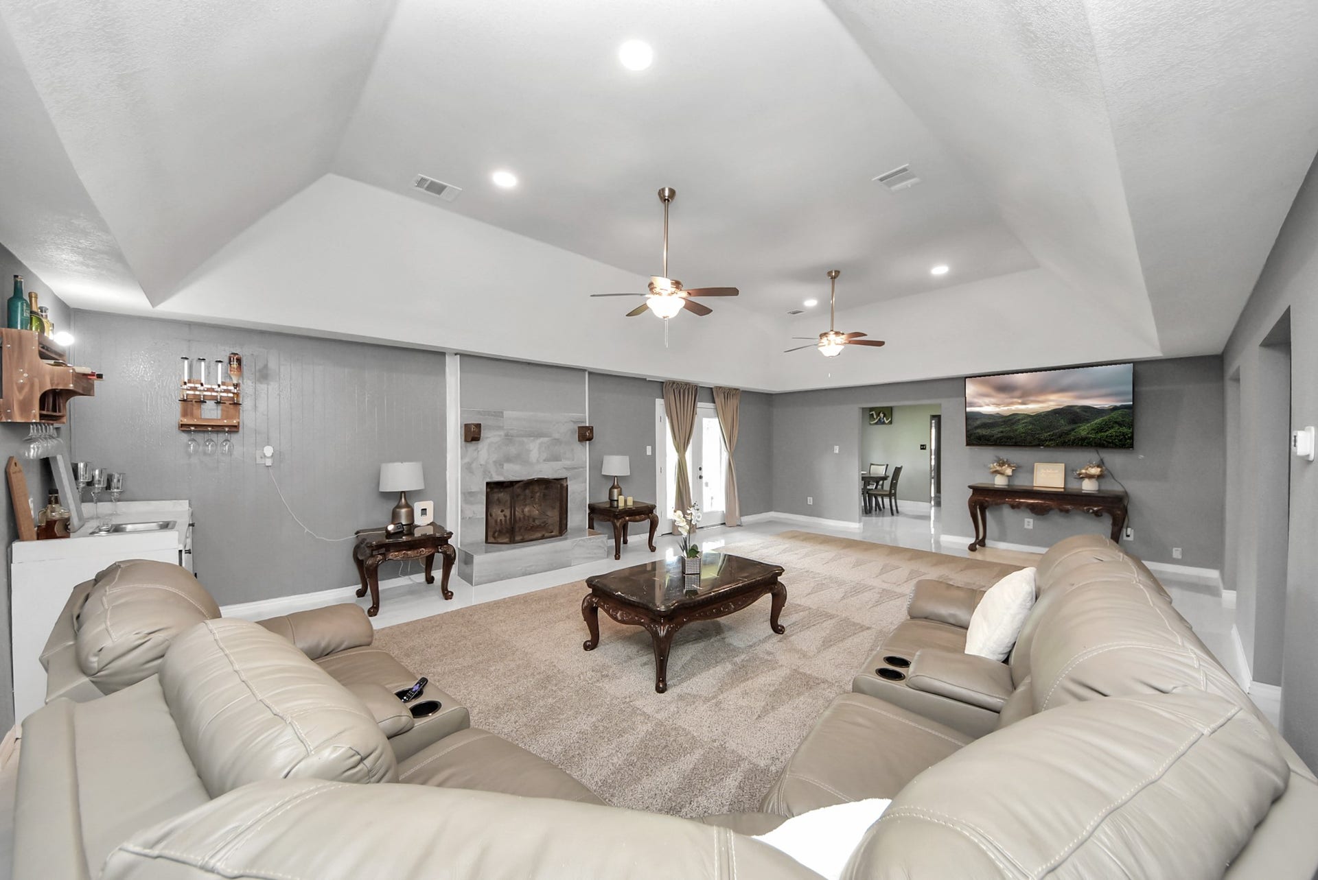 5241 County Road 819, Brazoria, TX 77422 Having ample space to arrange your furniture in various configurations will be something you'll appreciate.