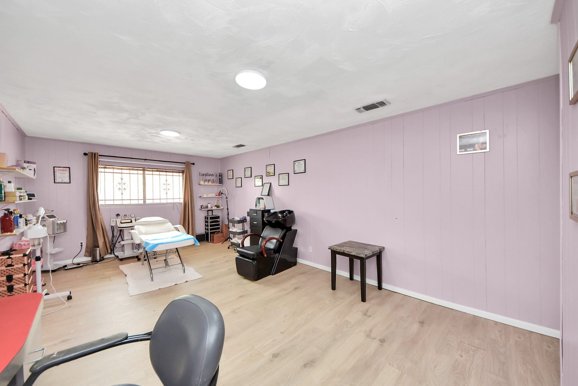 5241 County Road 819, Brazoria, TX 77422 This large flex room in this house is used for business purposes