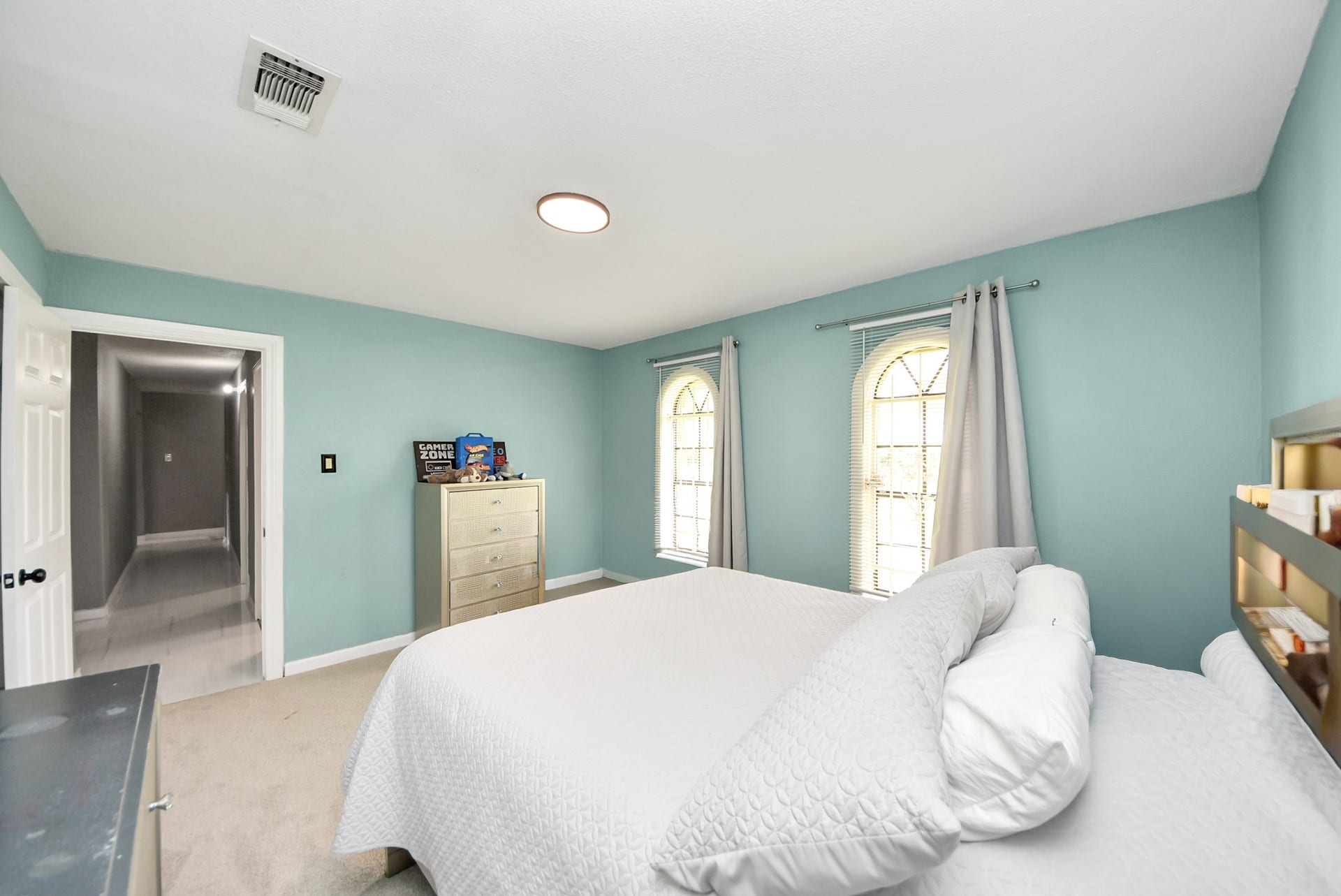 5241 County Road 819, Brazoria, TX 77422 The flexible layout of this secondary bedroom allows for endless possibilities.