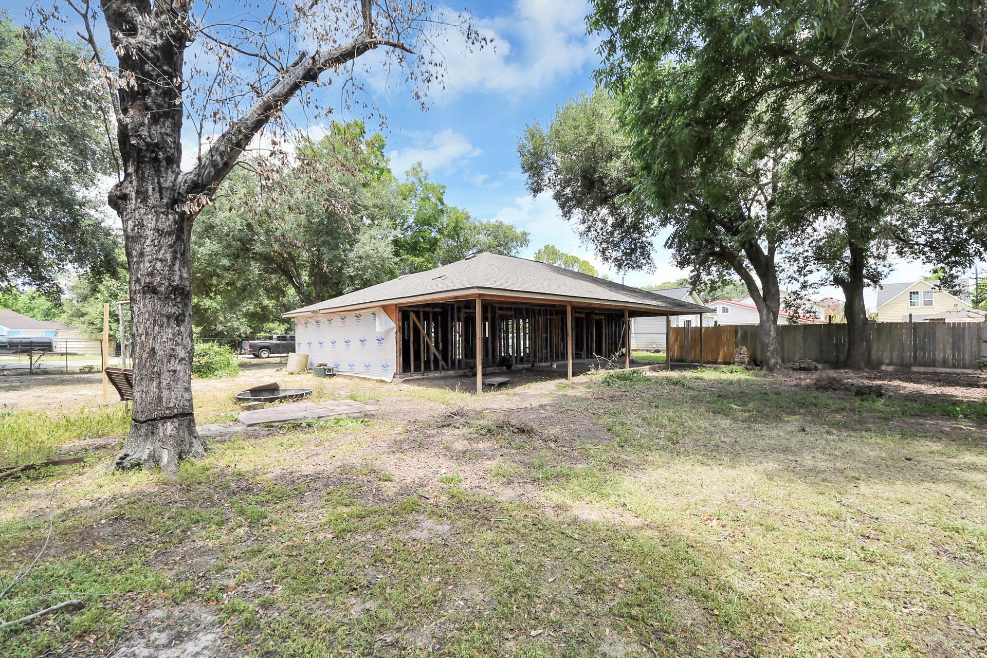 15127 Almeece Street, Houston, TX 77053 15127 Almeece Street, Houston, TX 77053