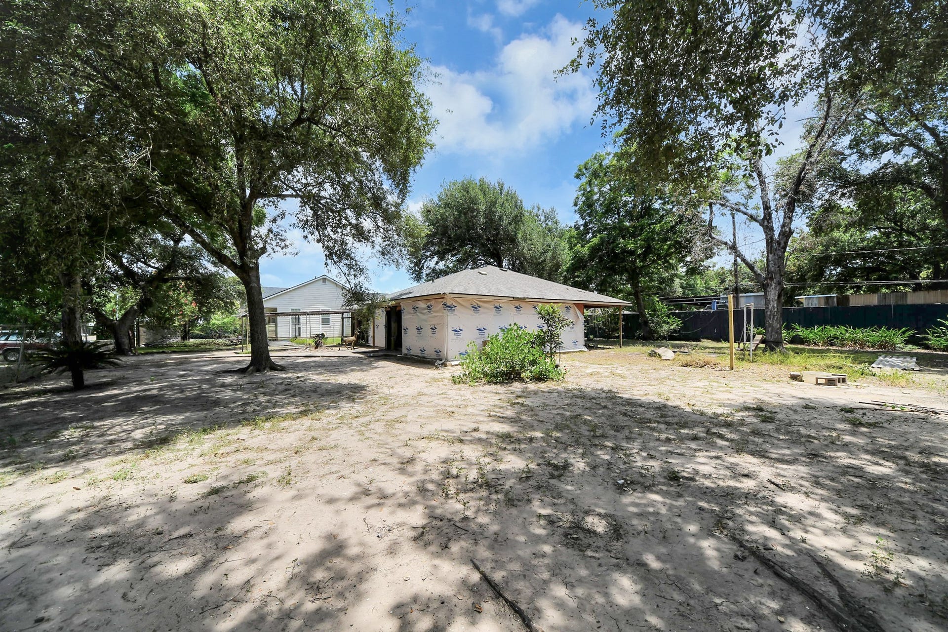 15127 Almeece Street, Houston, TX 77053 15127 Almeece Street, Houston, TX 77053