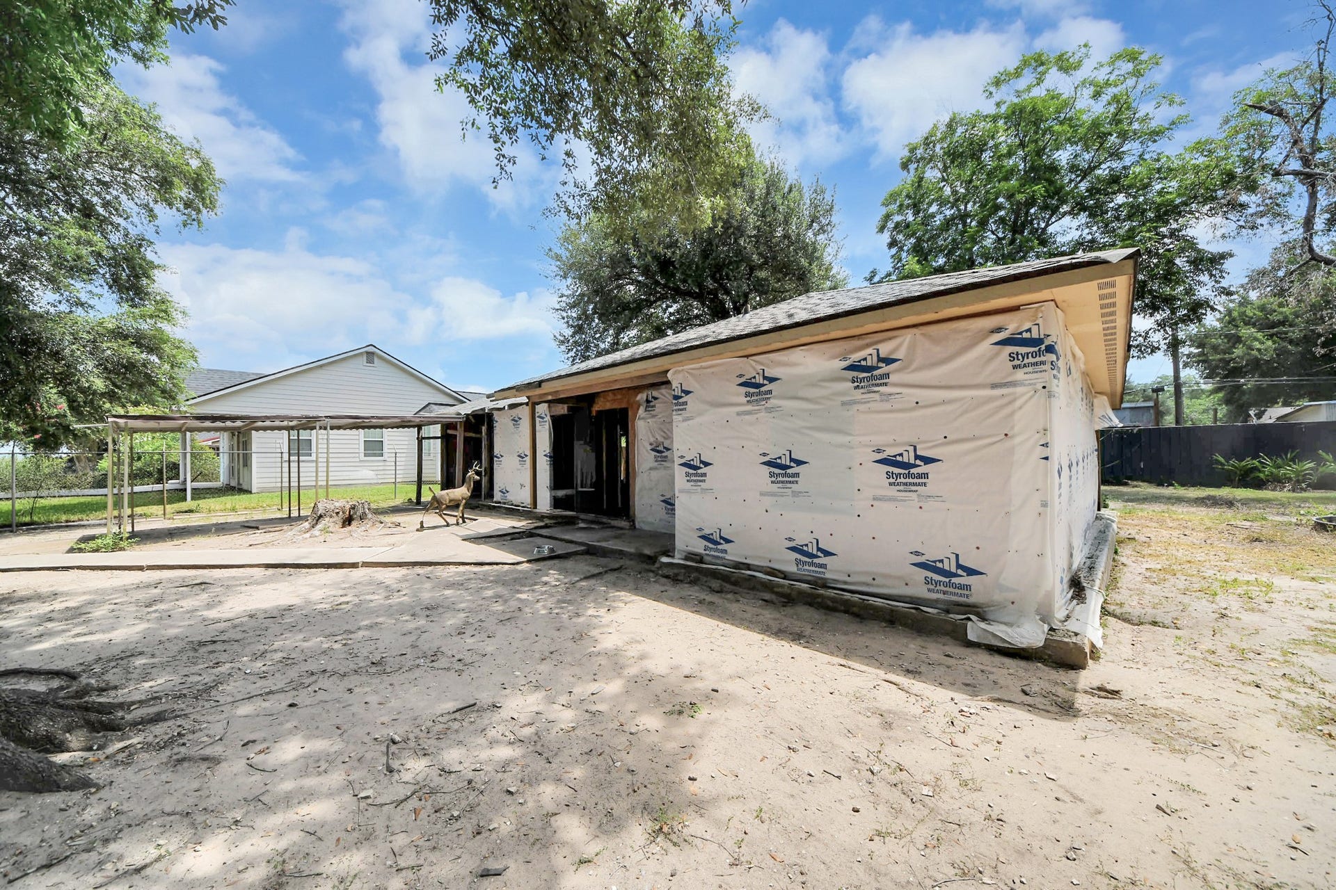 15127 Almeece Street, Houston, TX 77053 15127 Almeece Street, Houston, TX 77053