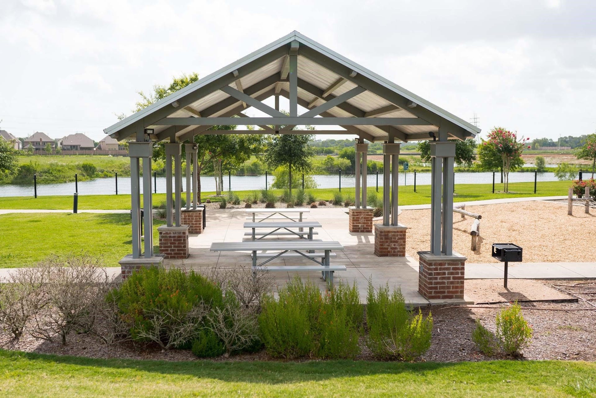 19515 OLD GALVESTON Road, Webster, TX 77598 19515 OLD GALVESTON Road, Webster, TX 77598