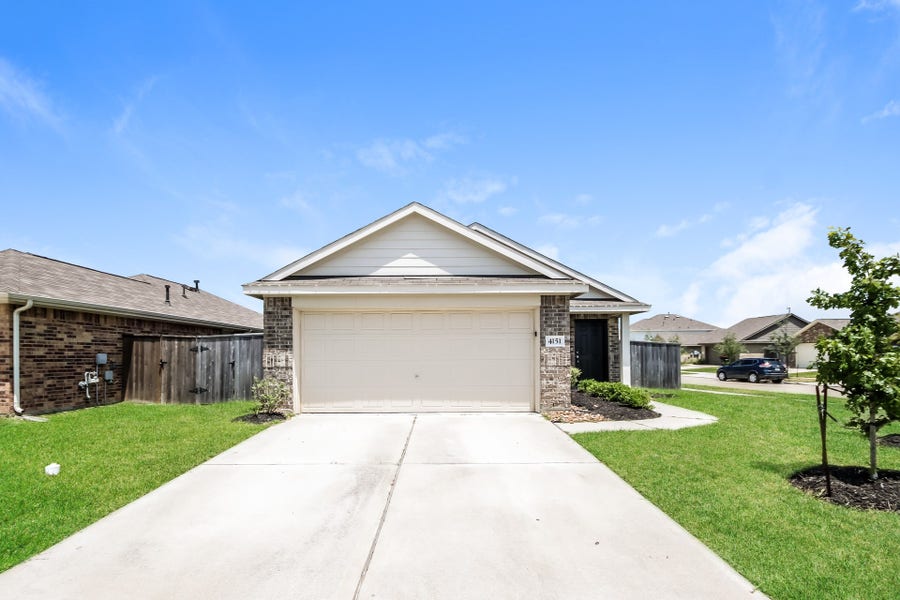 Property photo for 4151 Saw Mill Peak Lane, Baytown, TX