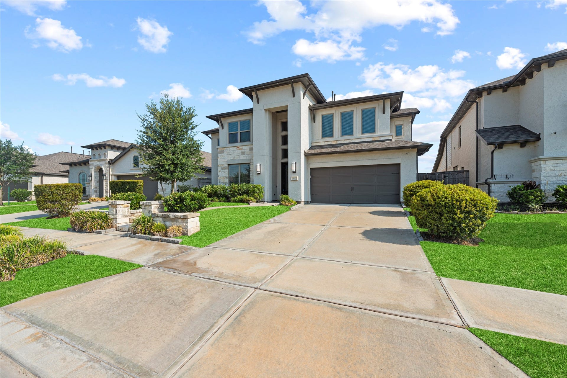 9511 Shaded Tree Drive, Missouri City, TX 77459 4000 sq/ft, 5 bedrooms, office, formal dining room, game room + bonus flex space - if there is a box, this home checks it.