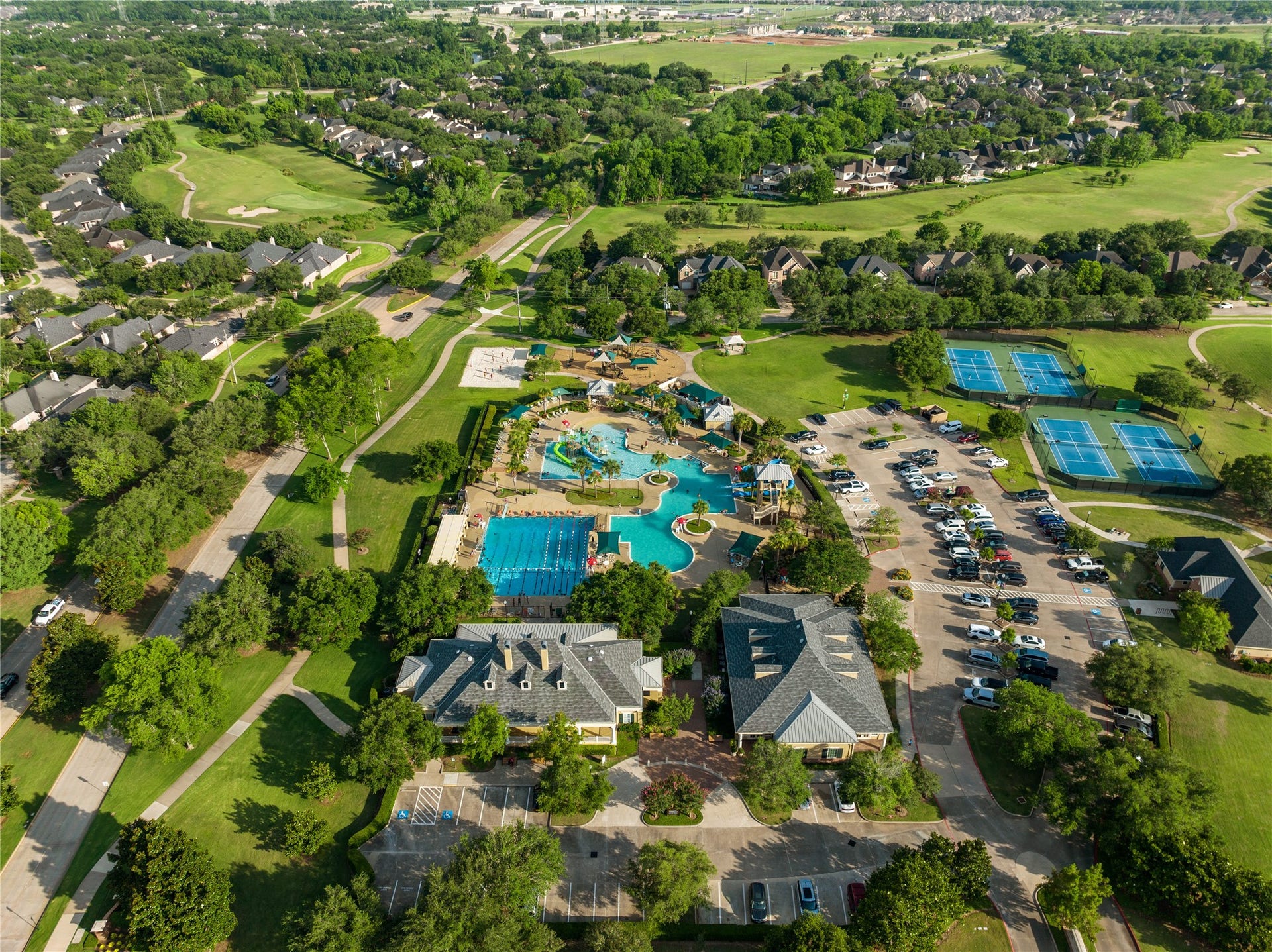 9511 Shaded Tree Drive, Missouri City, TX 77459 Sienna is home to 6 pools, a tennis club, golf club, and more!