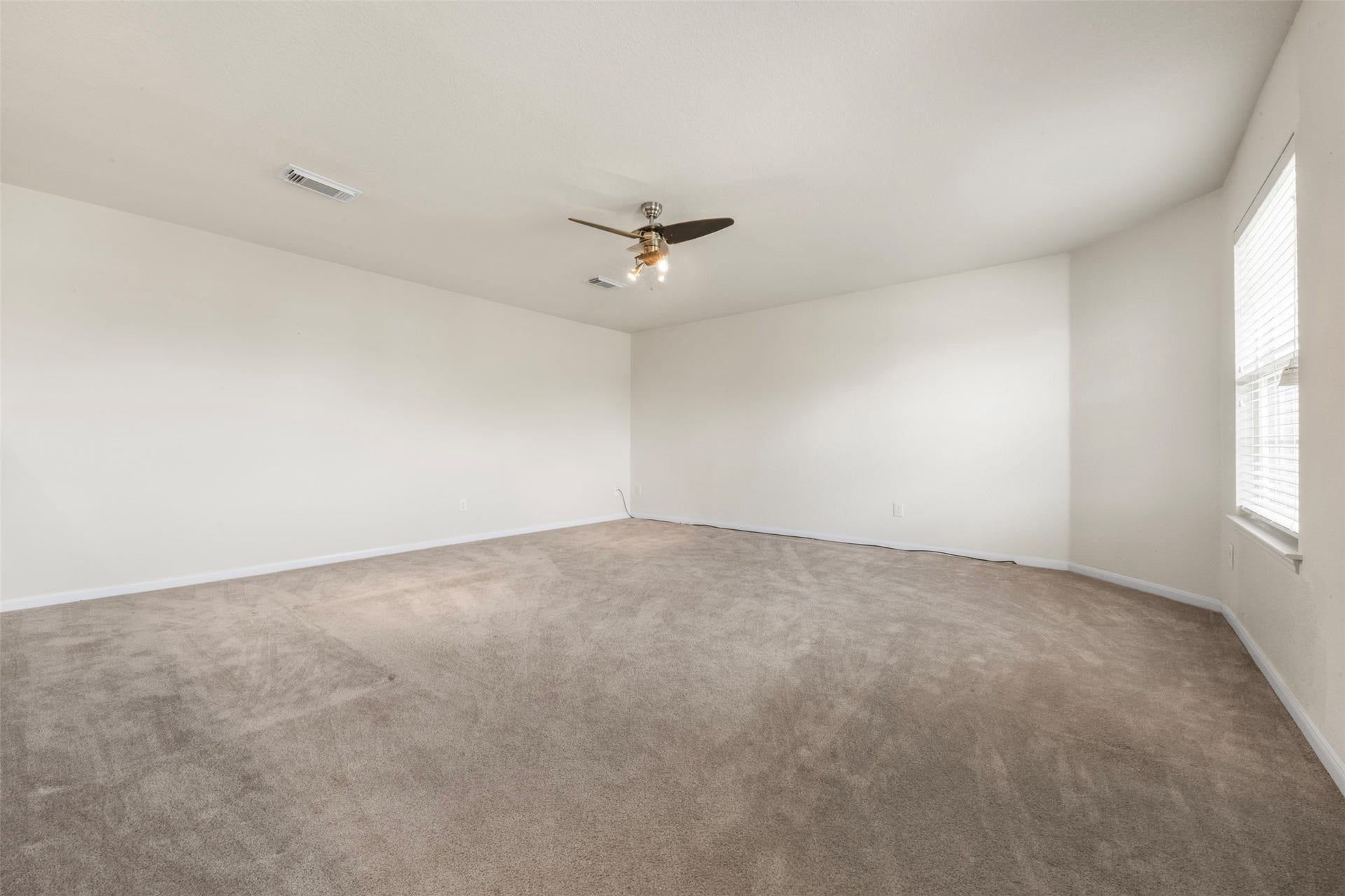 2990 Creek Falls Court, Pearland, TX 77581 game room