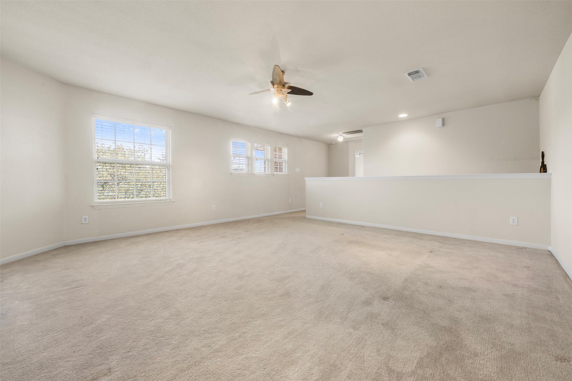 2990 Creek Falls Court, Pearland, TX 77581 game room