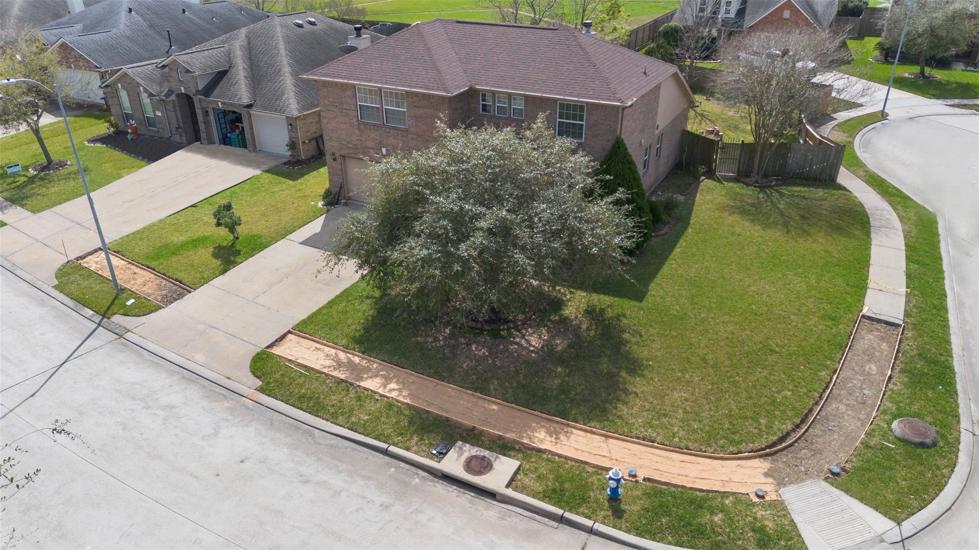 2990 Creek Falls Court, Pearland, TX 77581 2990 Creek Falls Court, Pearland, TX 77581