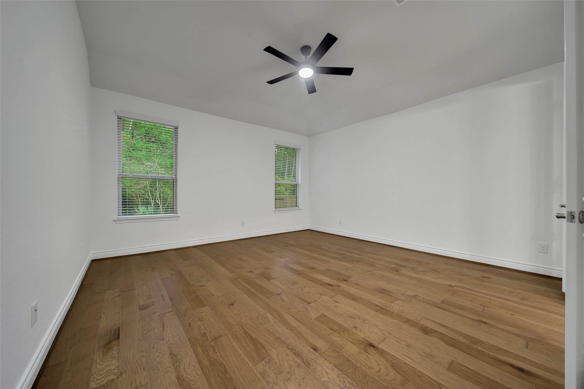 296 Dawn Brook Lane, Conroe, TX 77384 296 Dawn Brook Lane, Conroe, TX 77384