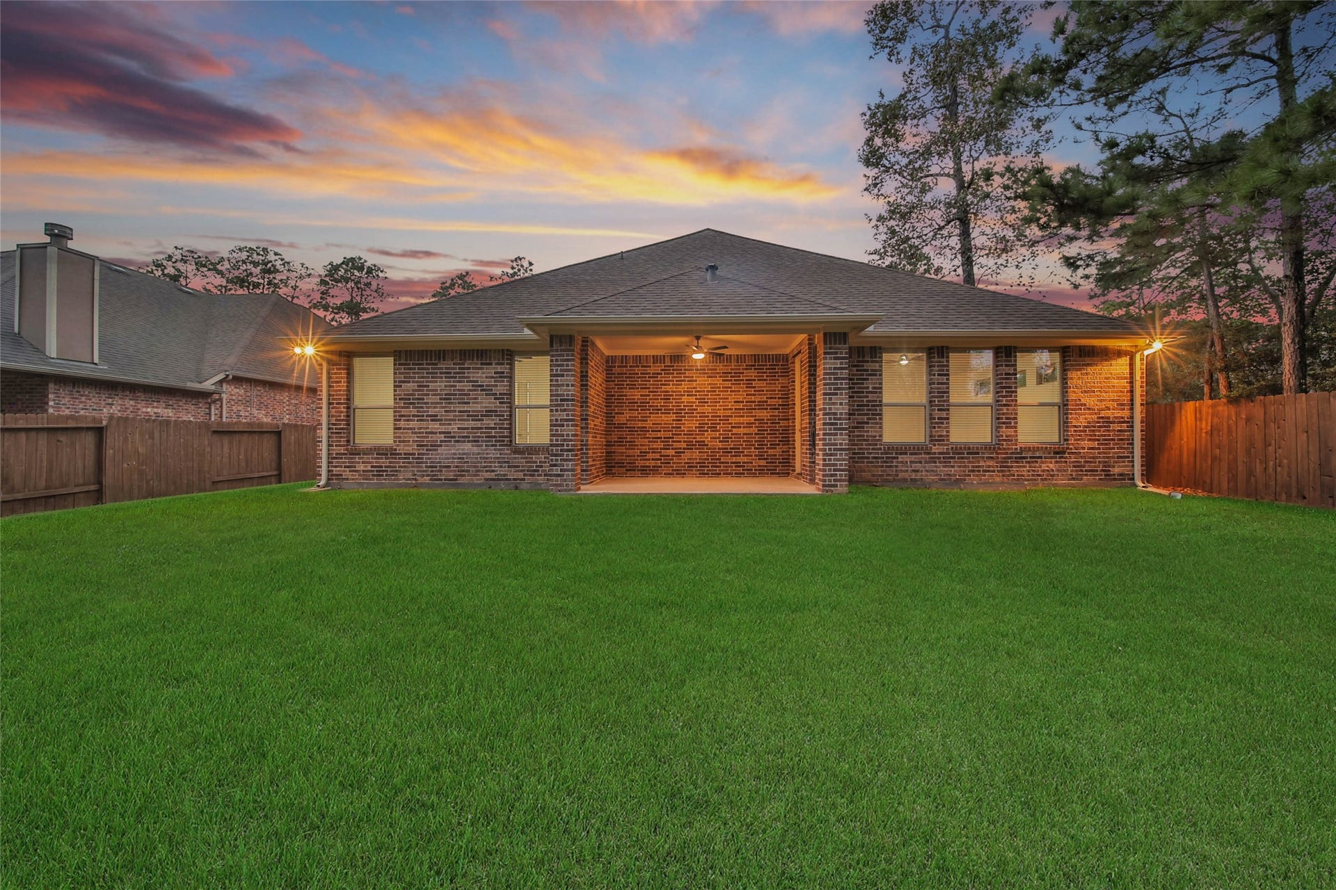296 Dawn Brook Lane, Conroe, TX 77384 296 Dawn Brook Lane, Conroe, TX 77384