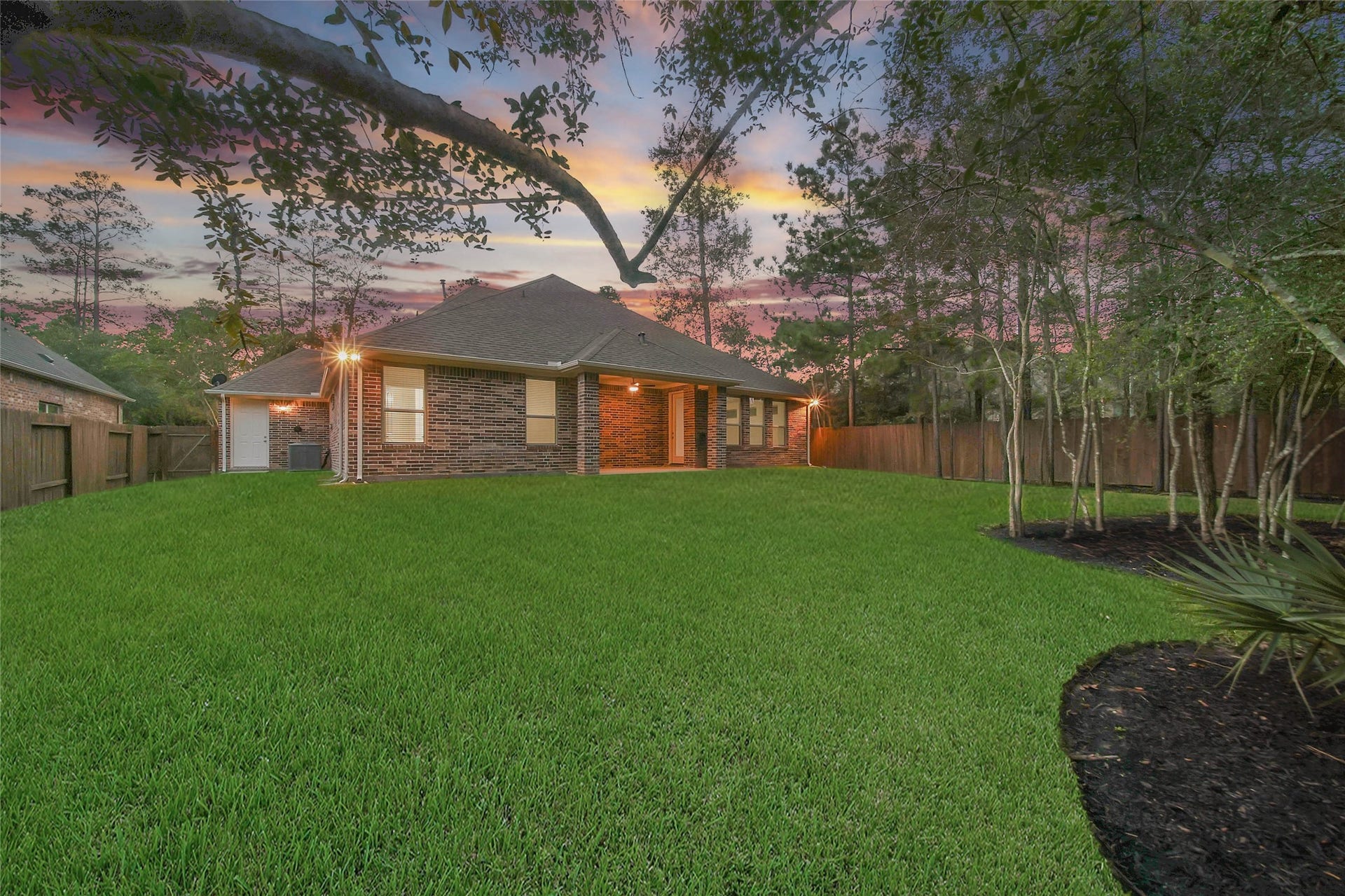 296 Dawn Brook Lane, Conroe, TX 77384 296 Dawn Brook Lane, Conroe, TX 77384