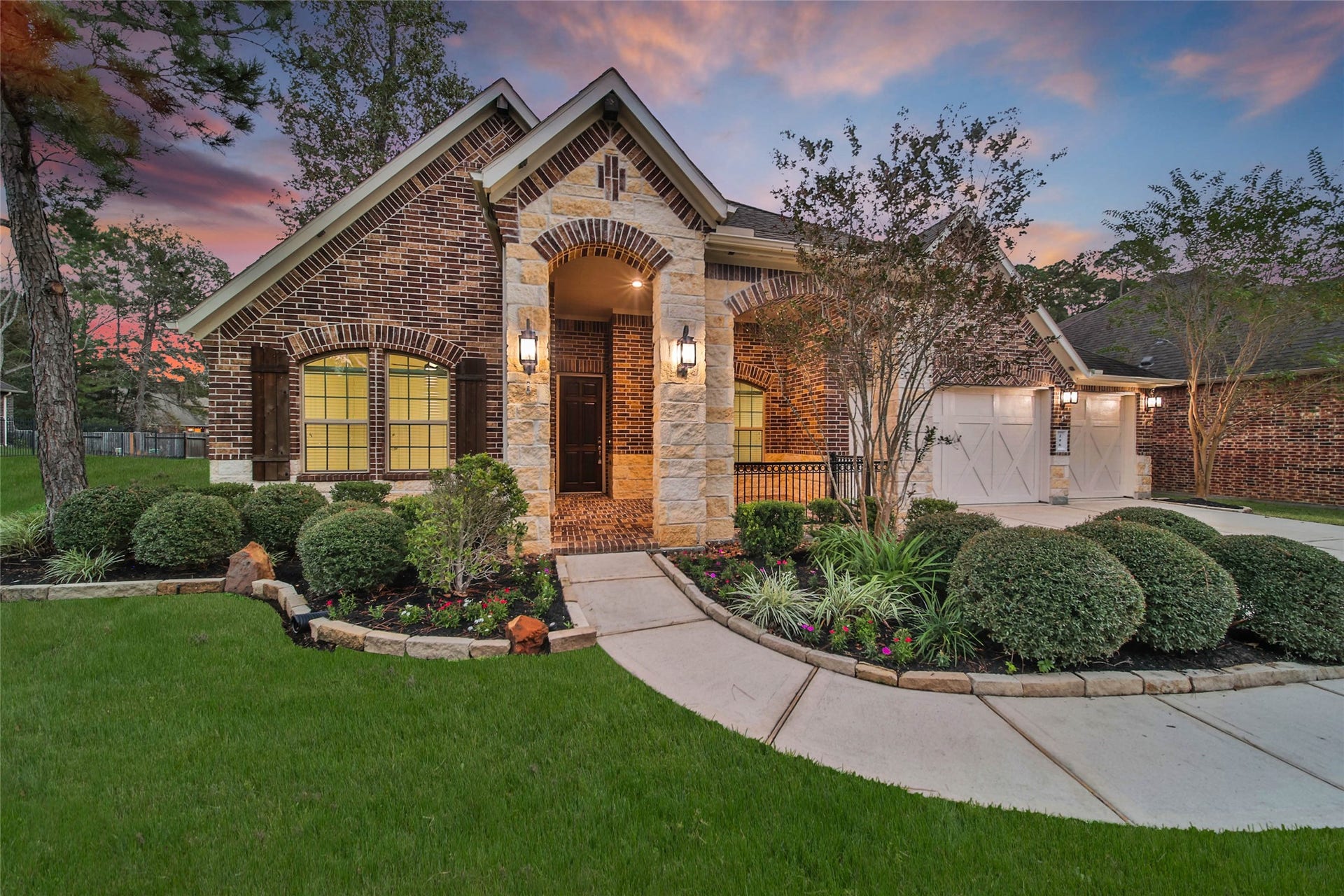 296 Dawn Brook Lane, Conroe, TX 77384 296 Dawn Brook Lane, Conroe, TX 77384