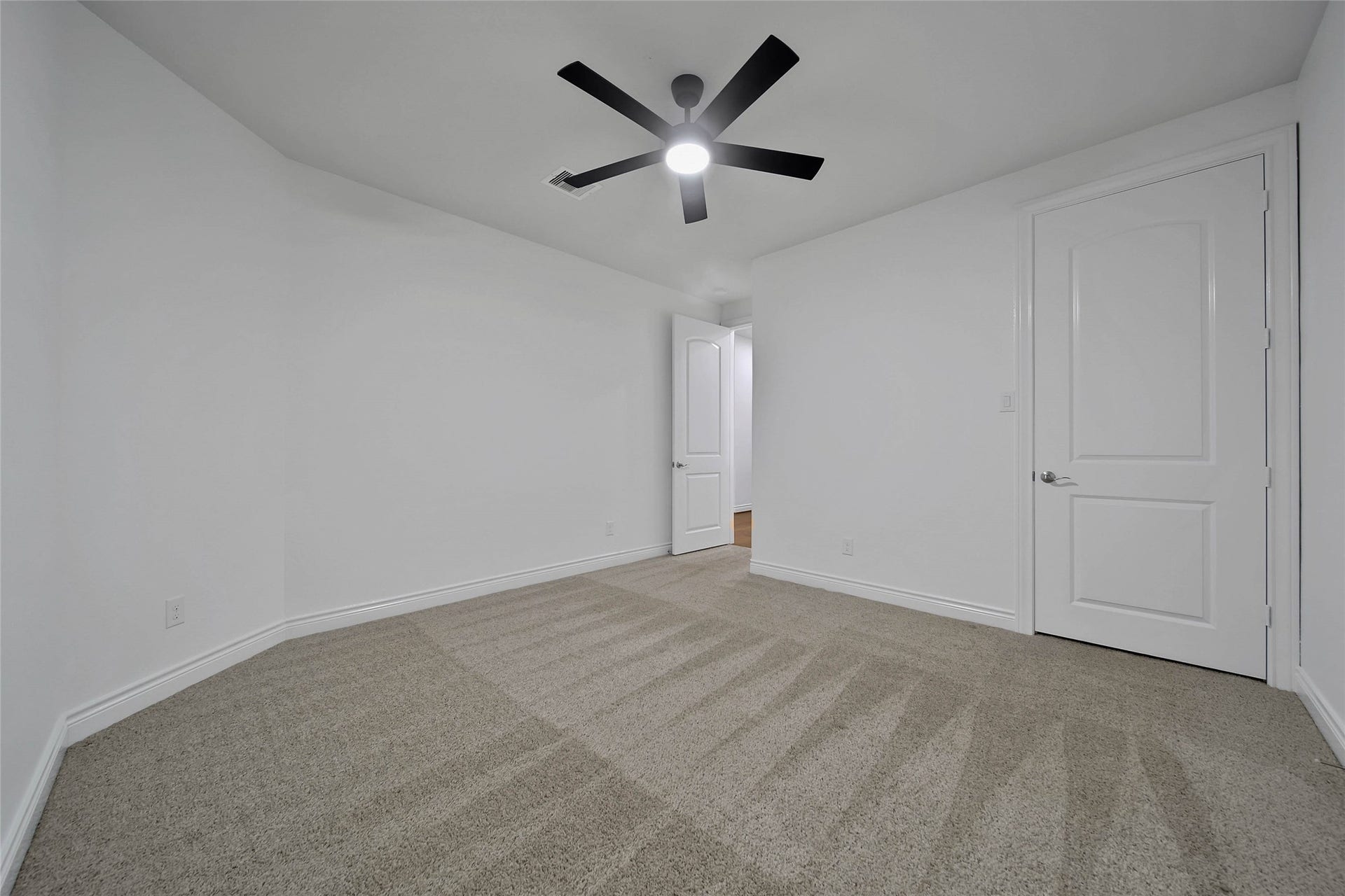 296 Dawn Brook Lane, Conroe, TX 77384 296 Dawn Brook Lane, Conroe, TX 77384