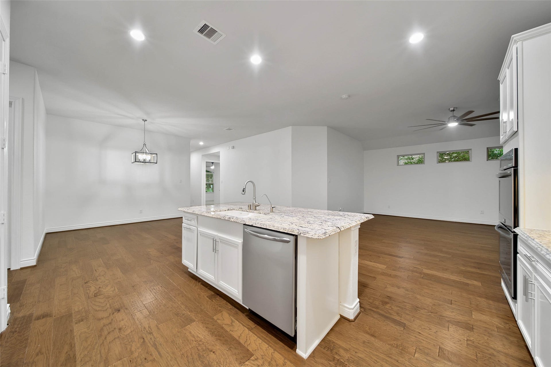 296 Dawn Brook Lane, Conroe, TX 77384 296 Dawn Brook Lane, Conroe, TX 77384