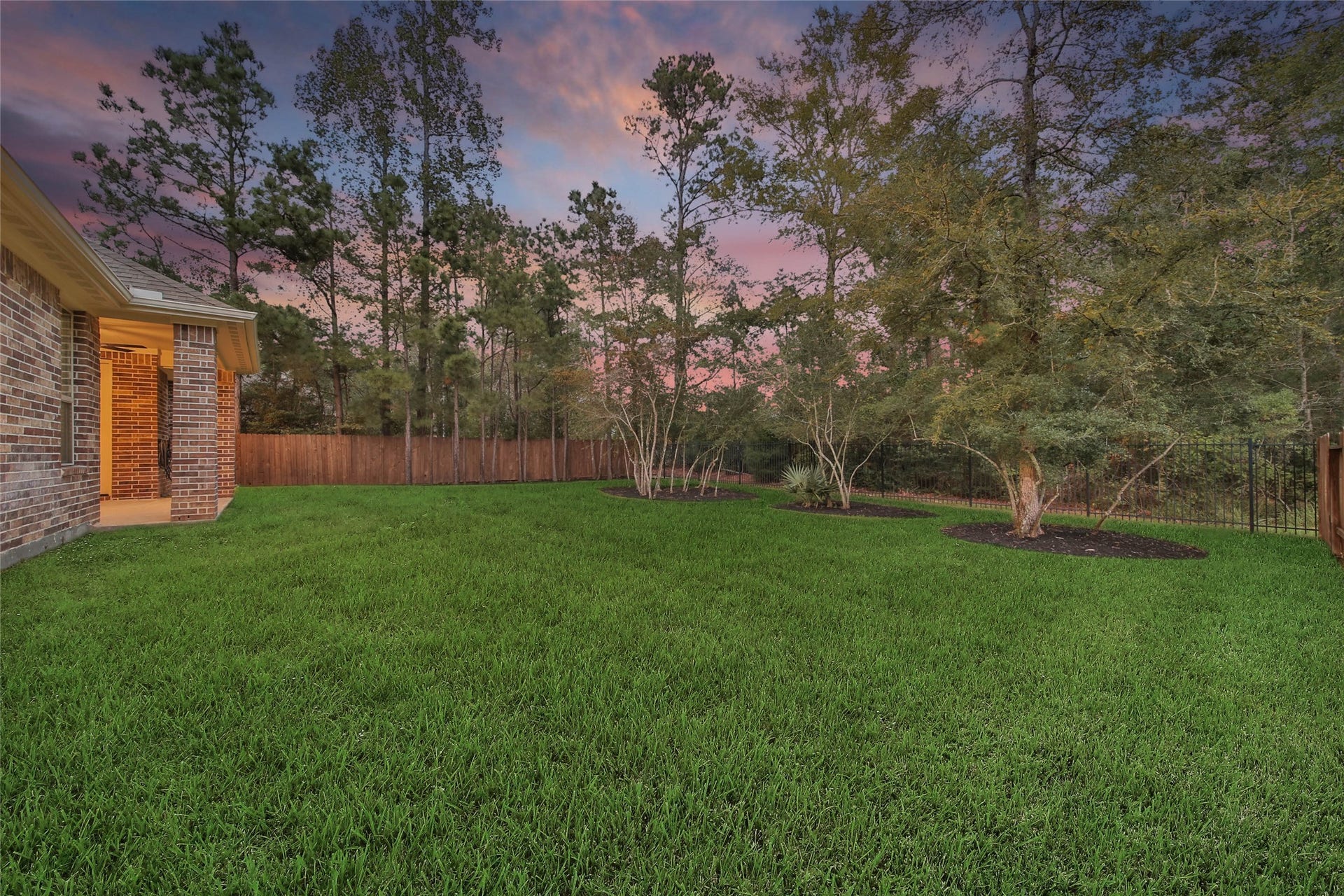 296 Dawn Brook Lane, Conroe, TX 77384 296 Dawn Brook Lane, Conroe, TX 77384