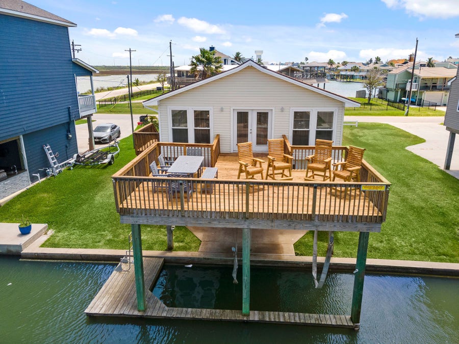Property photo for 16506 Tampico Way, Galveston, TX