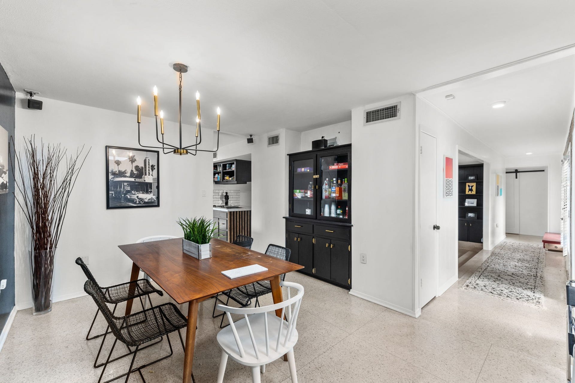 7902 Richmond Avenue, Houston, TX 77063