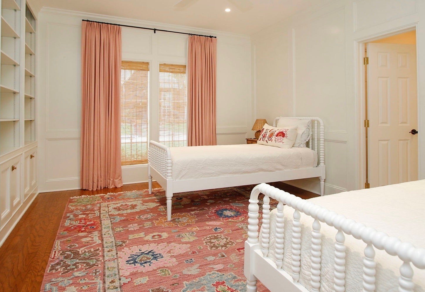 8515 Tranquil Park Drive, Spring, TX 77379 A conveniently located second bedroom down has a full bathroom and closet. This room may also be used as a home office.