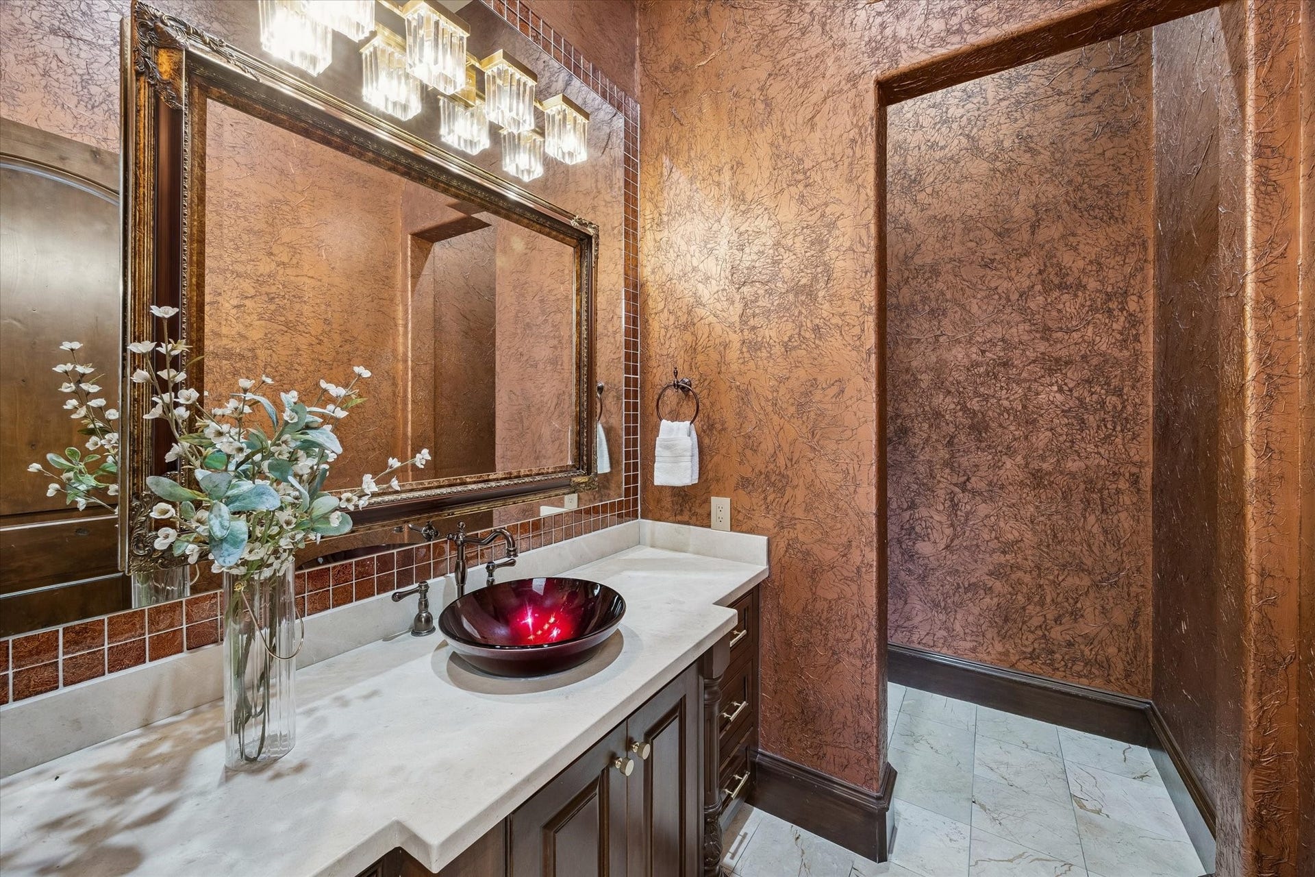 6 N Fazio Way, Spring, TX 77389 Formal powder room.