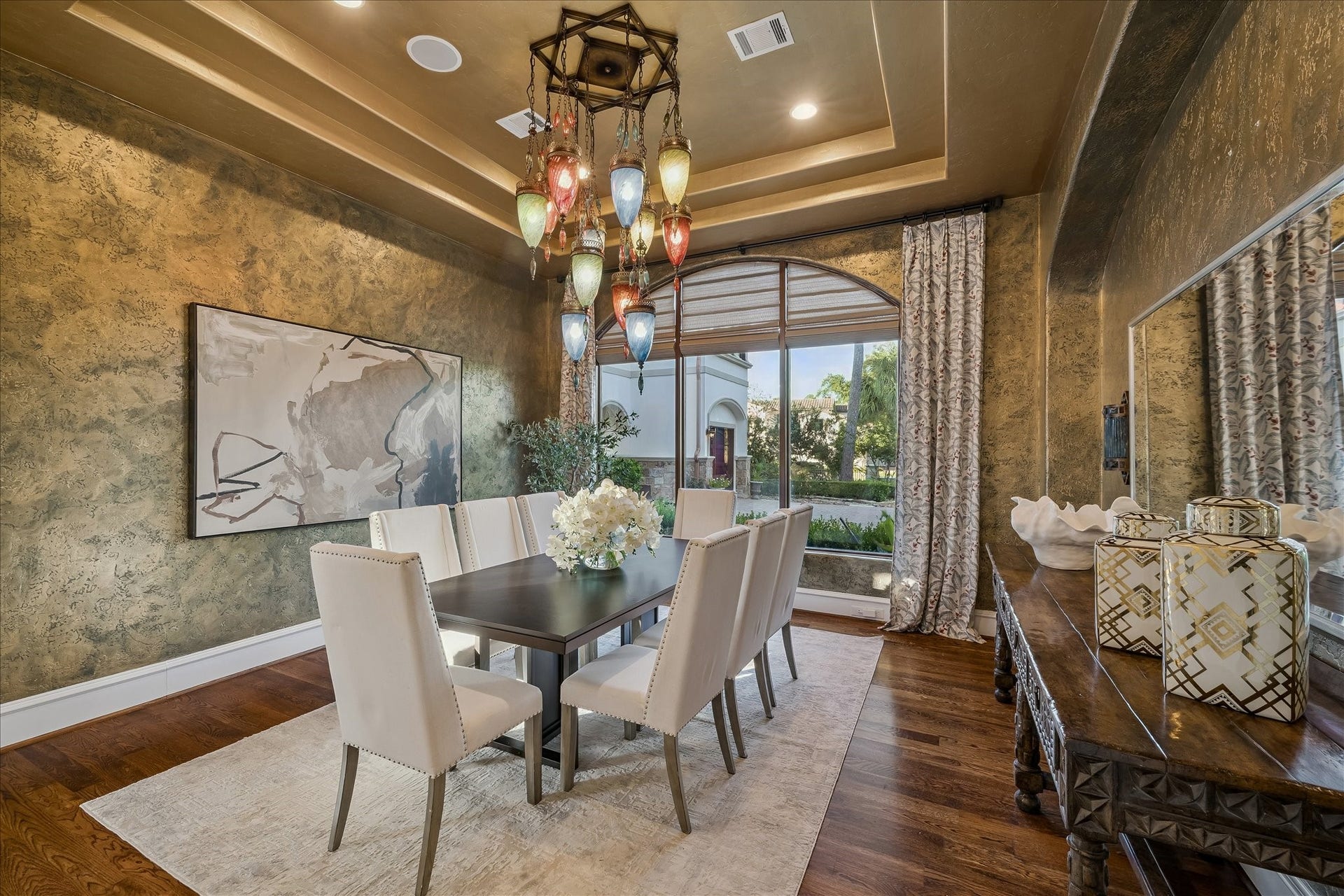 6 N Fazio Way, Spring, TX 77389 Formal dining room.