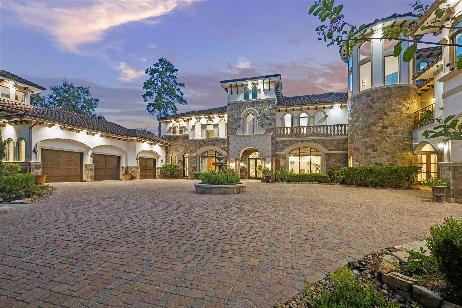 6 N Fazio Way, Spring, TX 77389 6 N Fazio Way, Spring, TX 77389