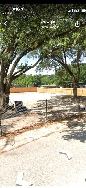 Property photo for 43 N Wickerwood Street, Houston, TX