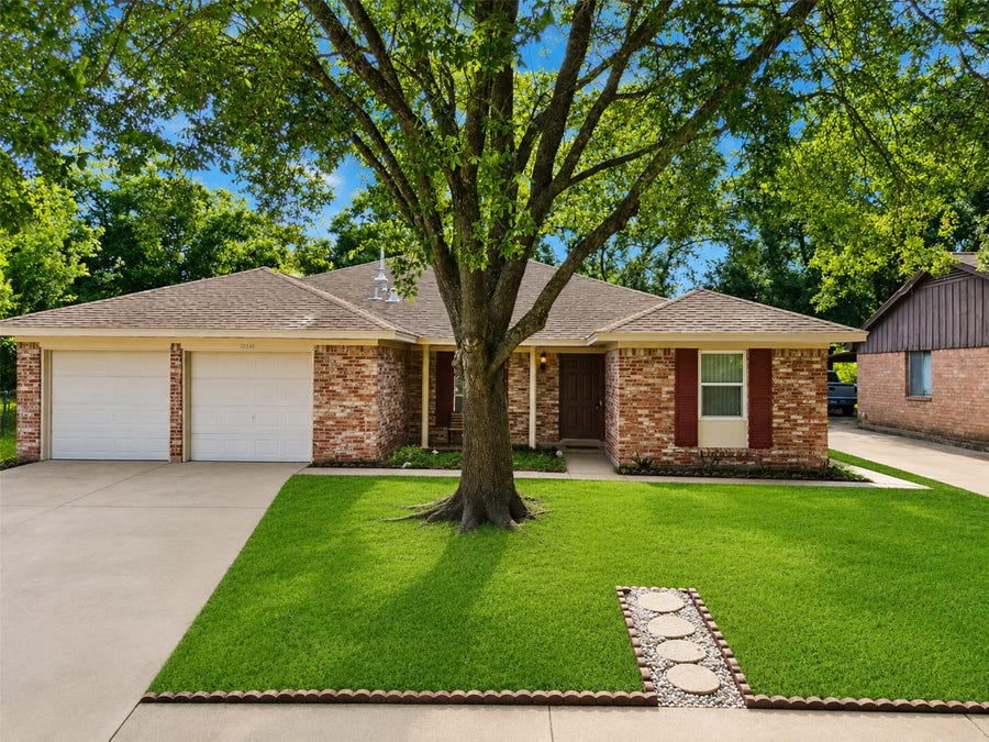 Property photo for 15443 W Willowwind, Houston, TX