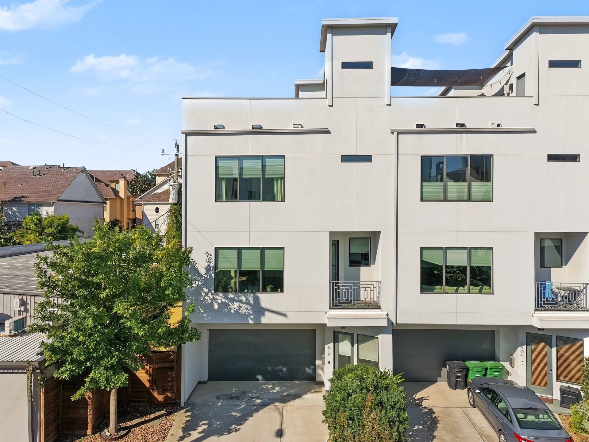 Experience 1808 Taft firsthand, from its striking architectural entry to the panoramic skyline views on the private rooftop terrace. Schedule your private tour today to discover how sleek contemporary design, versatile living spaces, and seamless outdoor escapes come together in the heart of Montrose.